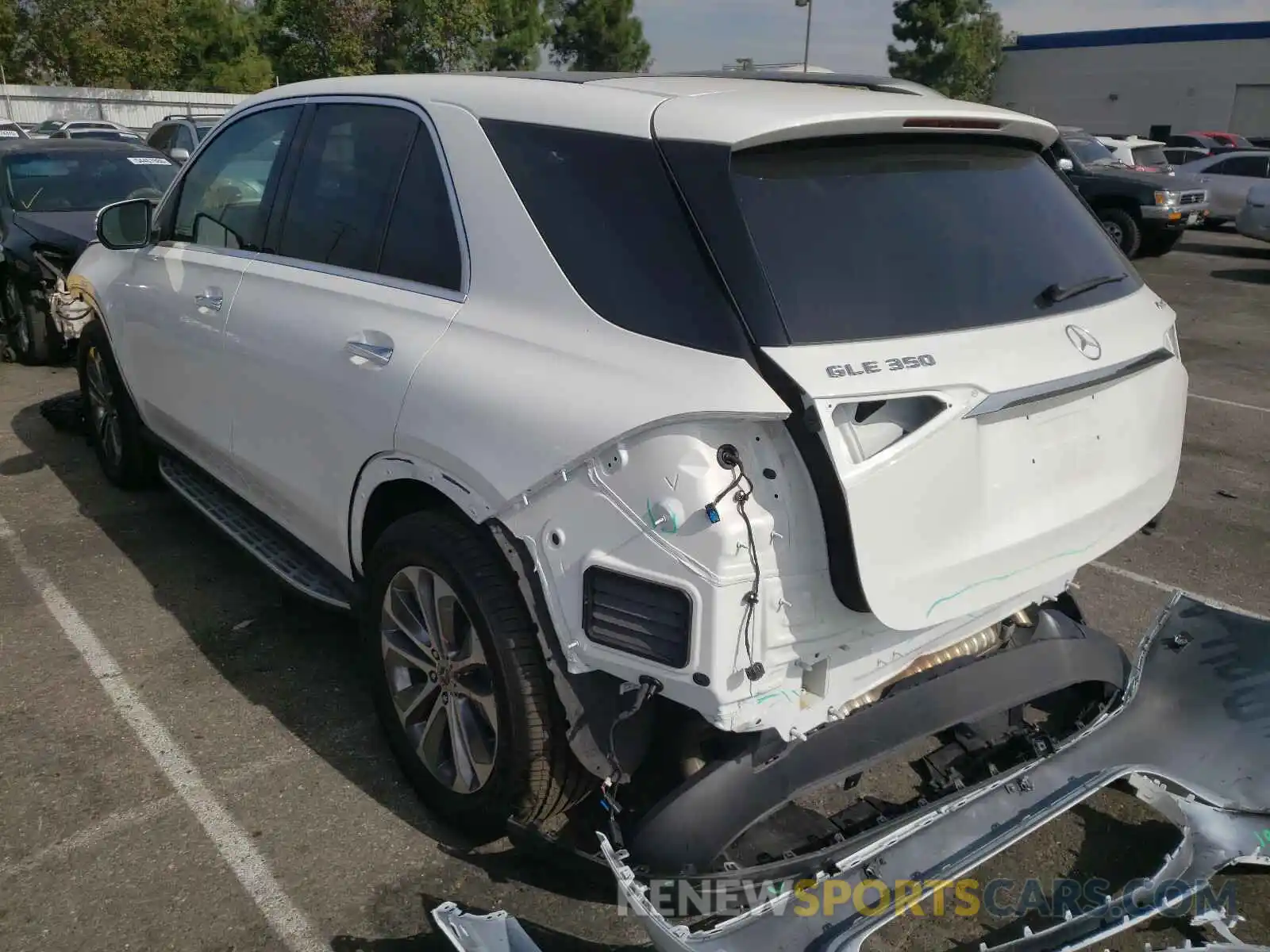 3 Photograph of a damaged car 4JGFB4KB7LA083379 MERCEDES-BENZ G CLASS 2020