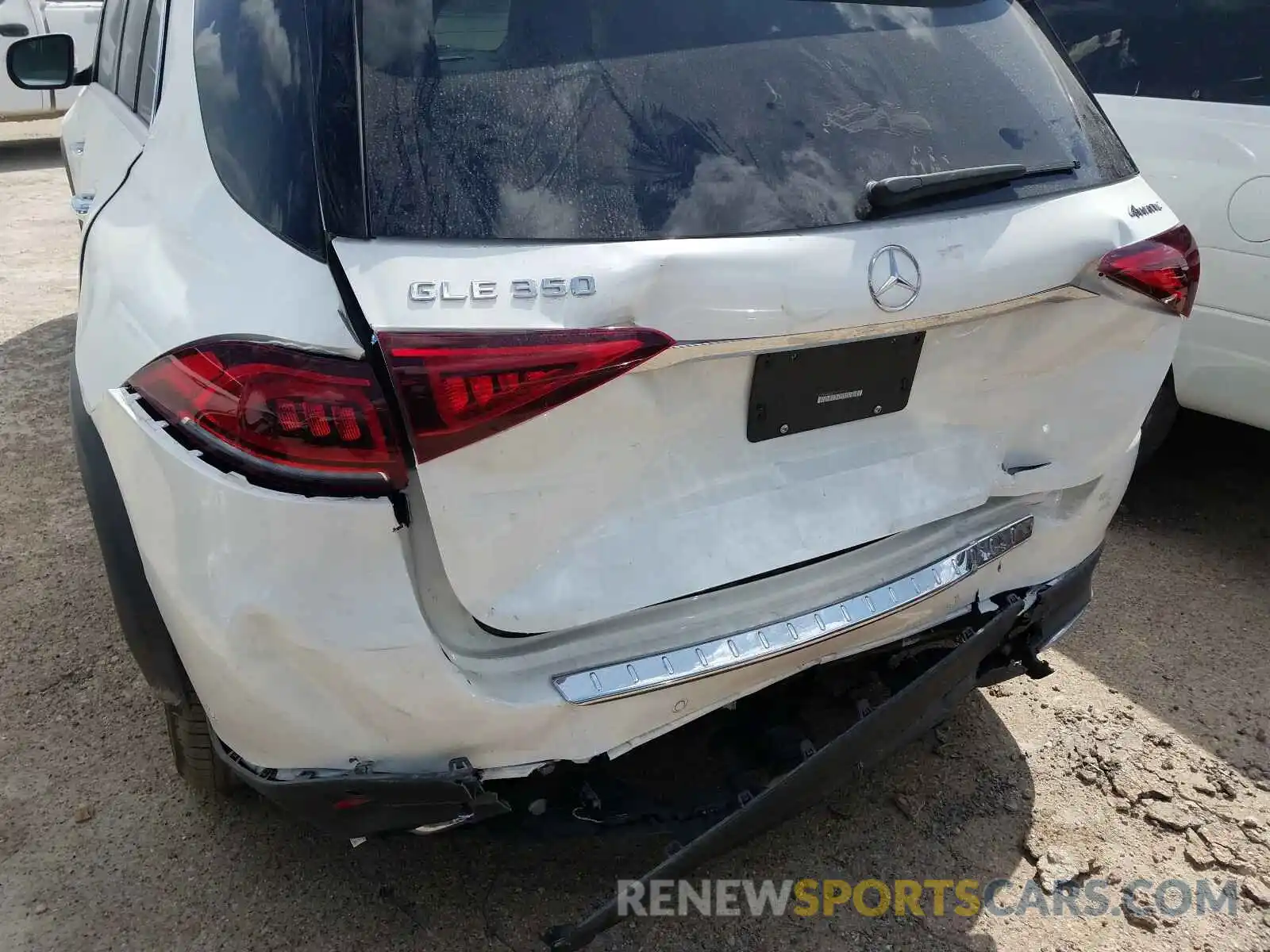 9 Photograph of a damaged car 4JGFB4KB9LA214313 MERCEDES-BENZ G CLASS 2020