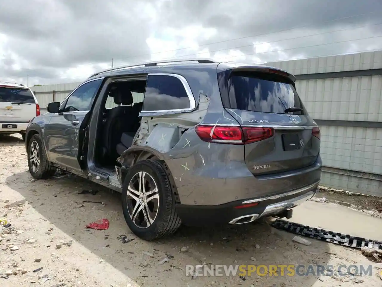 3 Photograph of a damaged car 4JGFF5KE1LA146738 MERCEDES-BENZ G CLASS 2020