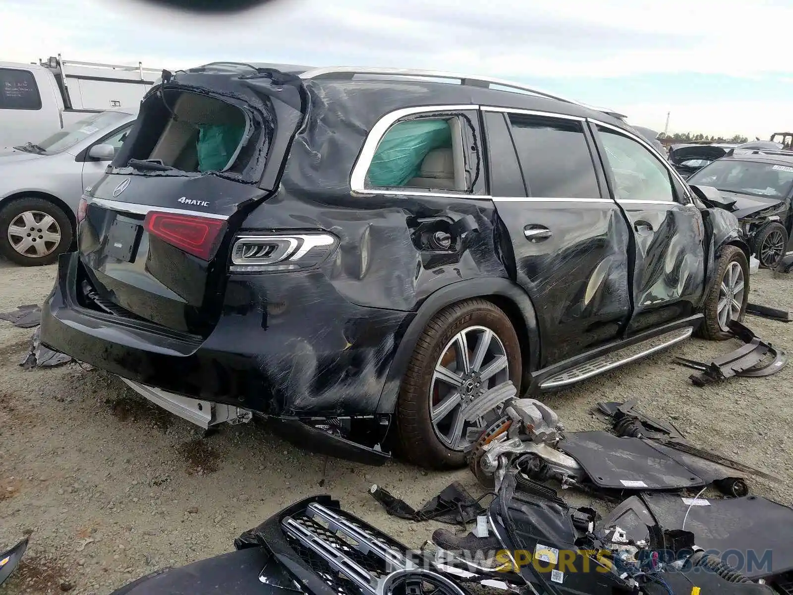 4 Photograph of a damaged car 4JGFF5KE3LA116608 MERCEDES-BENZ G CLASS 2020