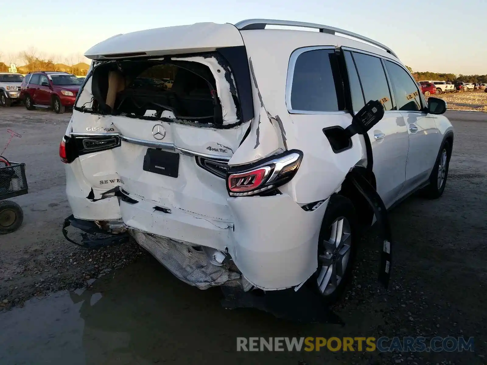 4 Photograph of a damaged car 4JGFF5KEXLA061509 MERCEDES-BENZ G CLASS 2020