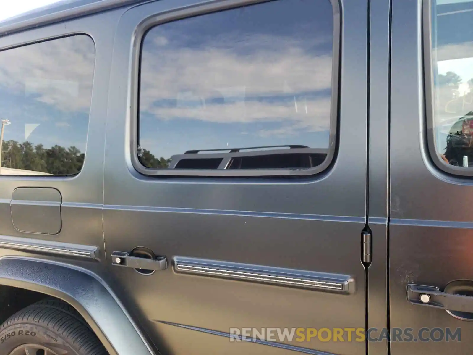 10 Photograph of a damaged car W1NYC6BJ5LX355589 MERCEDES-BENZ G-CLASS 2020