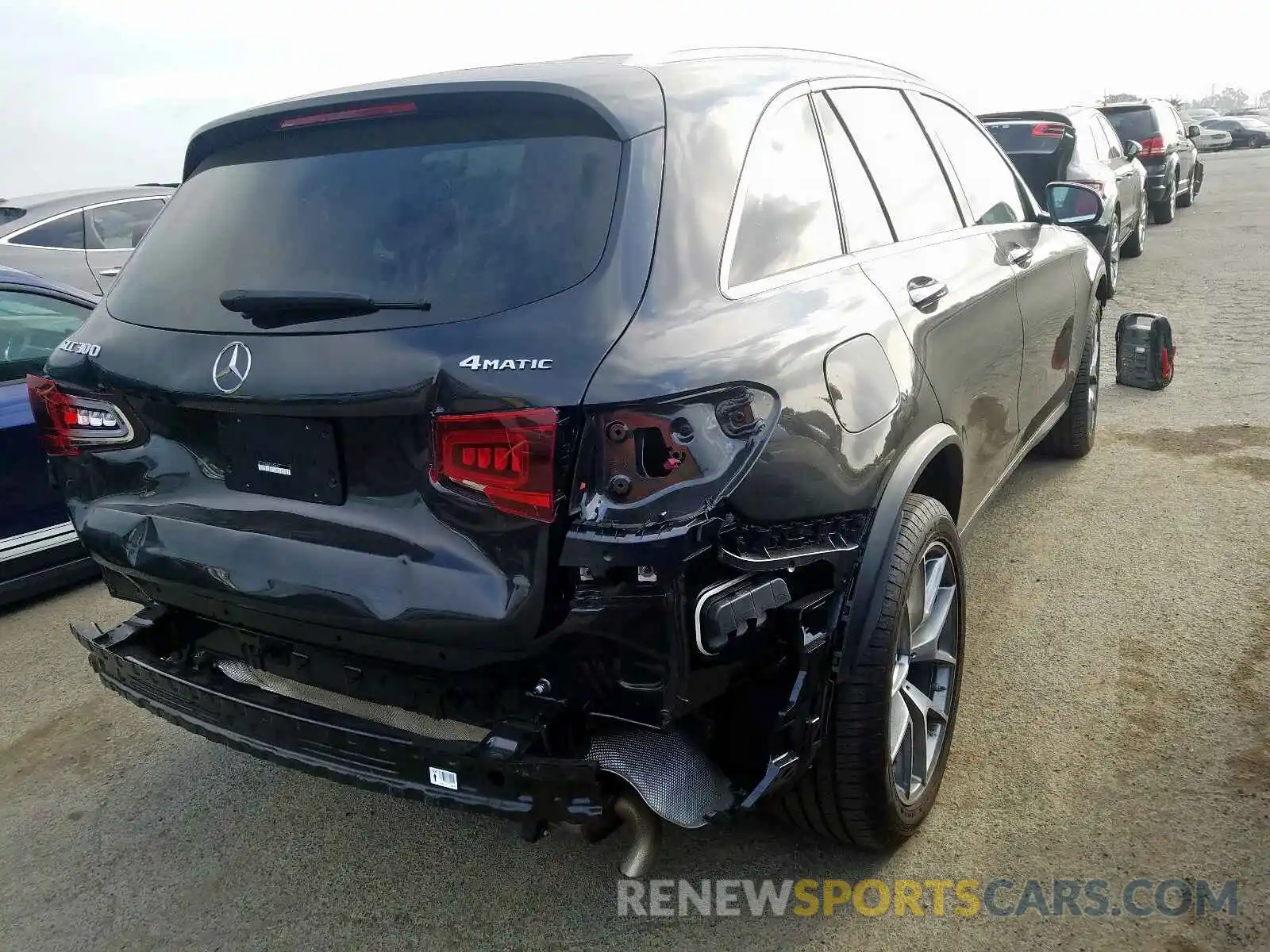 4 Photograph of a damaged car WDC0G8EBXLF674673 MERCEDES-BENZ G CLASS 2020