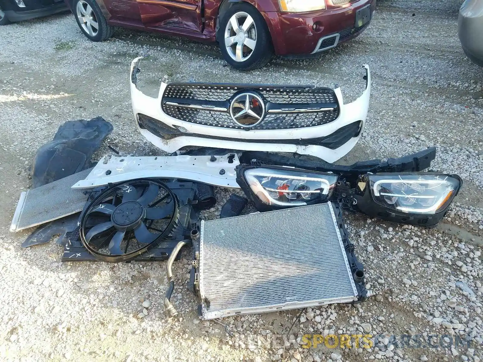 9 Photograph of a damaged car WDC0J8EB3LF738960 MERCEDES-BENZ G CLASS 2020