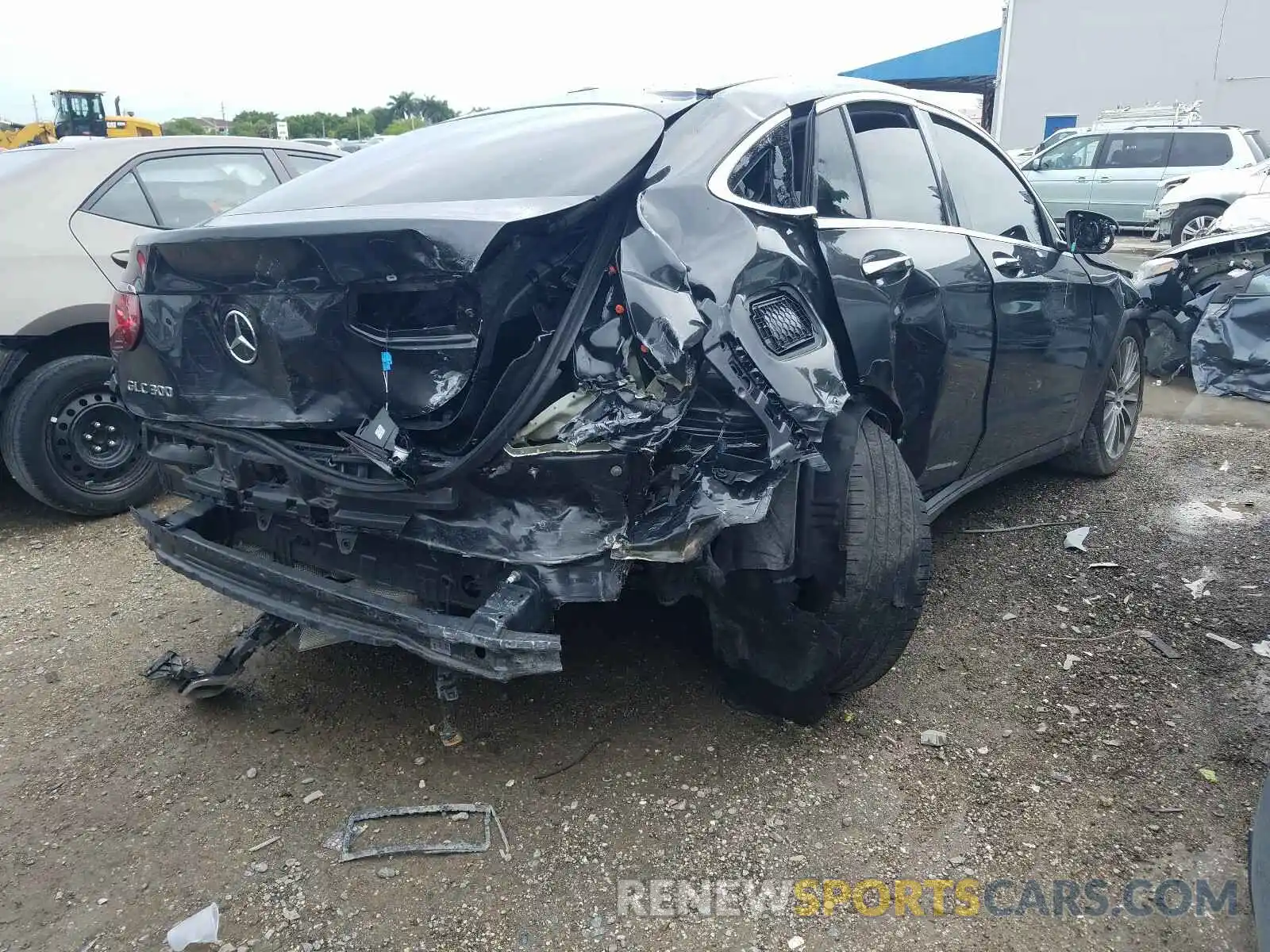 4 Photograph of a damaged car WDC0J8EB4LF675710 MERCEDES-BENZ G CLASS 2020