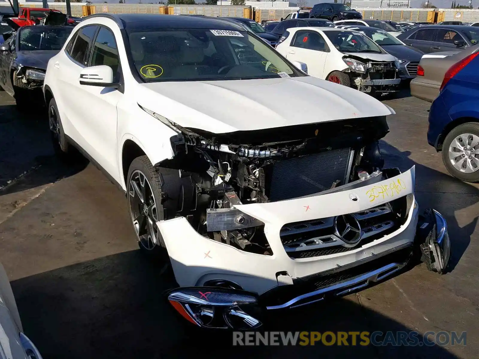 1 Photograph of a damaged car WDCTG4EB9LJ666180 MERCEDES-BENZ G CLASS 2020