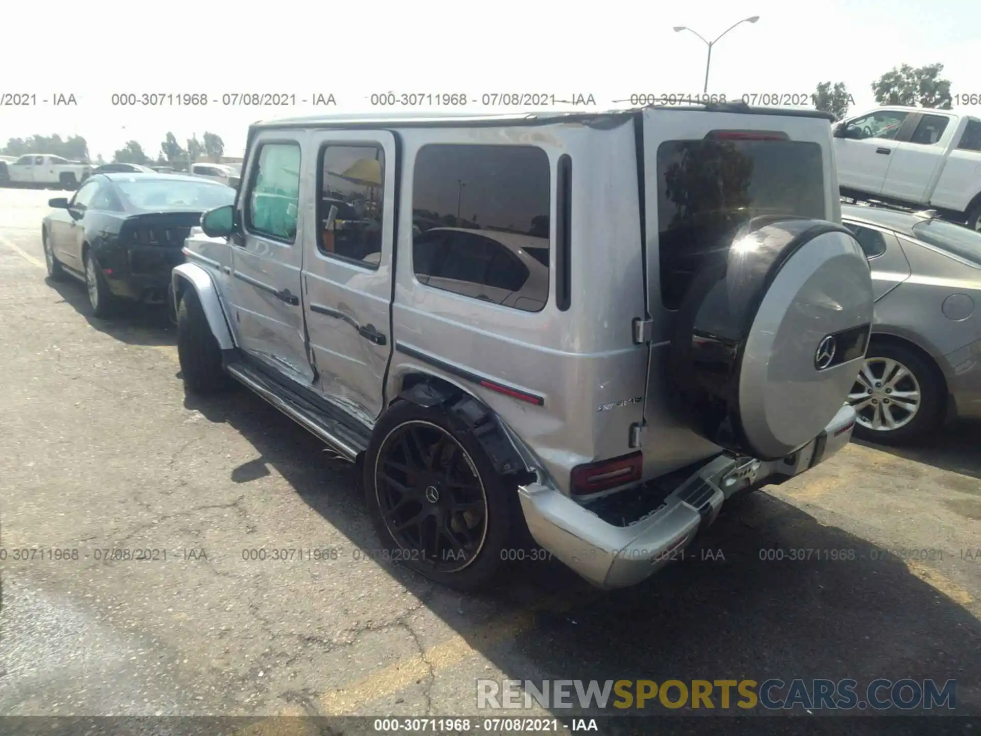 3 Фотография поврежденного автомобиля WDCYC7HJ2LX336920 MERCEDES-BENZ G-CLASS 2020