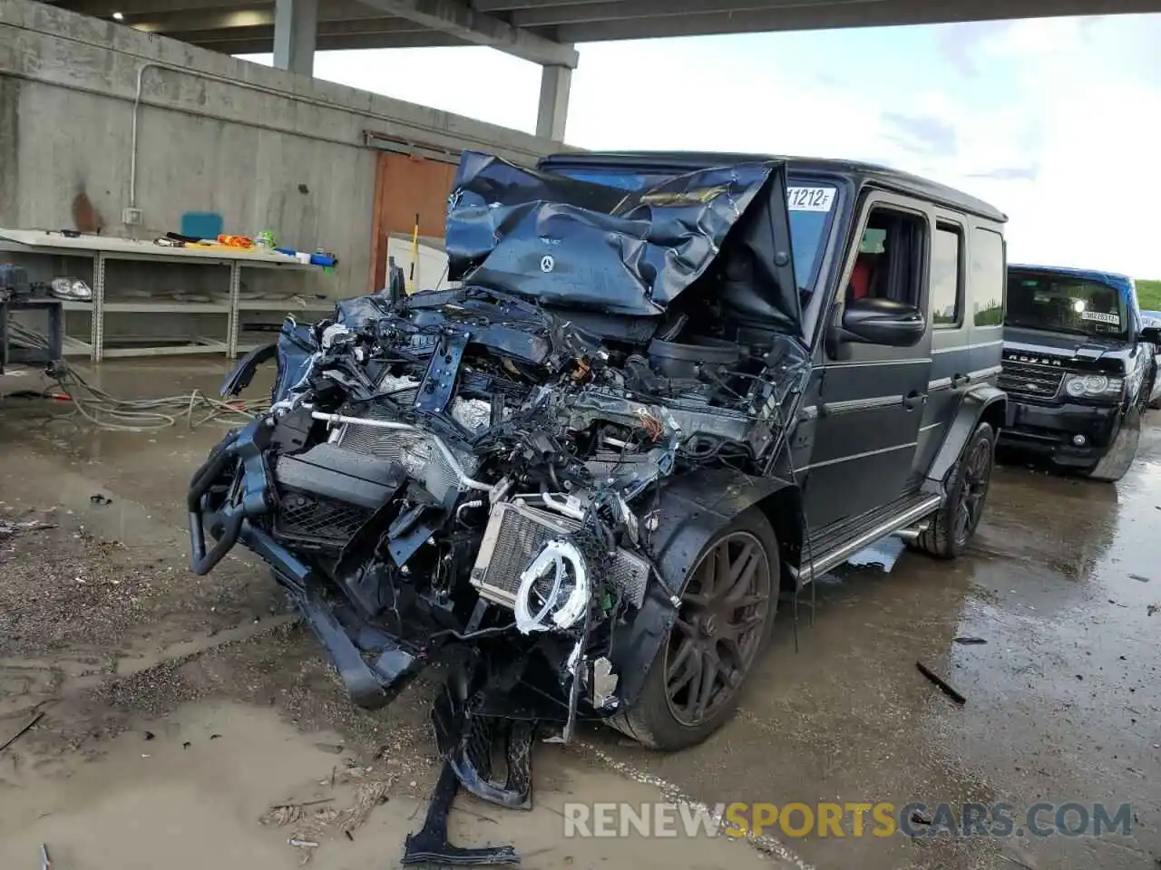 2 Photograph of a damaged car W1NYC7HJ5MX421220 MERCEDES-BENZ G-CLASS 2021