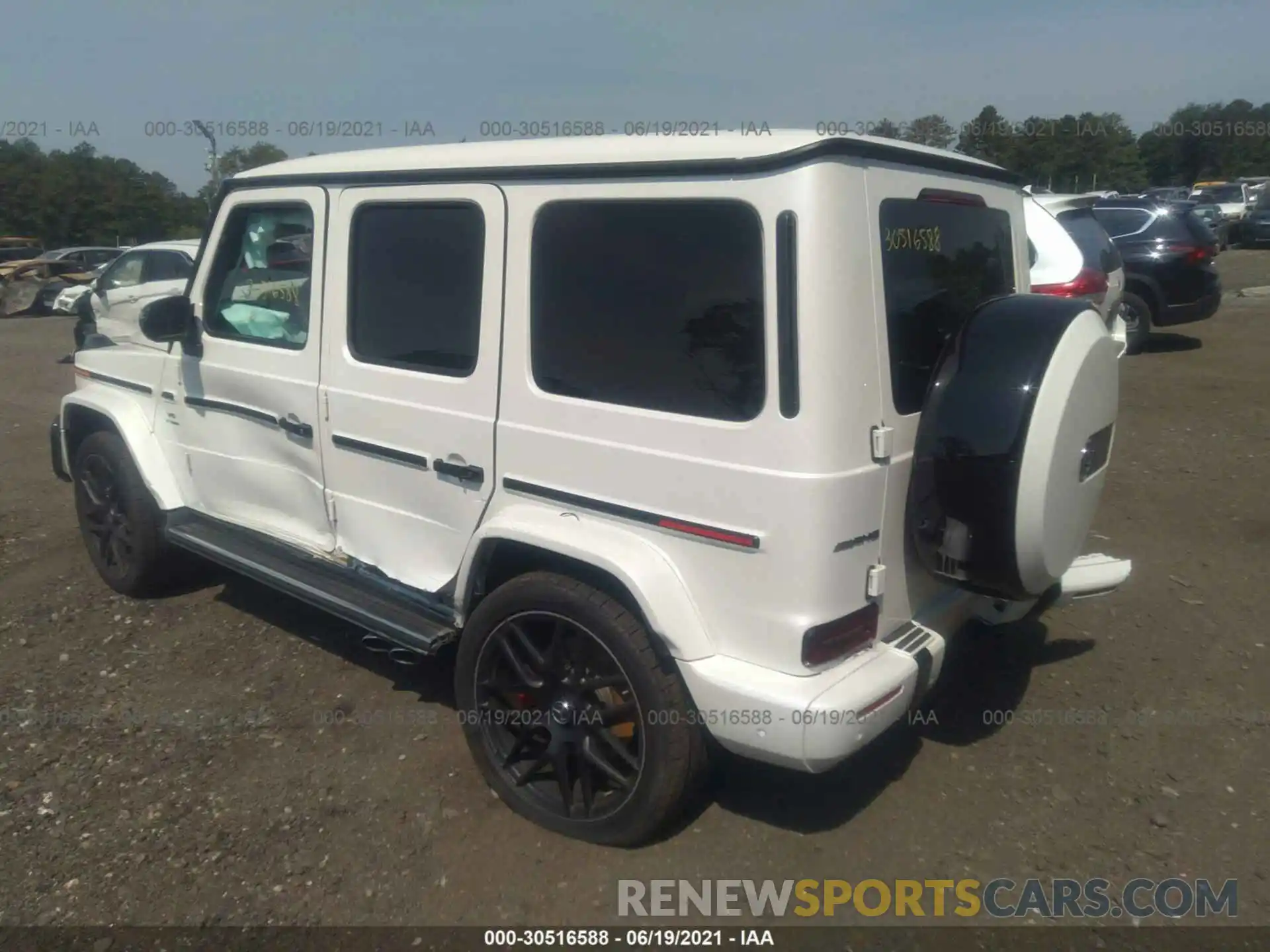 3 Photograph of a damaged car W1NYC7HJ6MX368995 MERCEDES-BENZ G-CLASS 2021