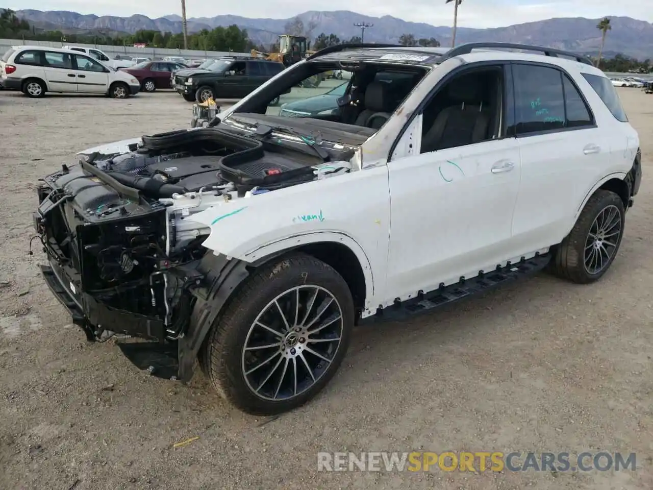 2 Photograph of a damaged car 4JGFB4KBXNA582907 MERCEDES-BENZ GL-CLASS 2022