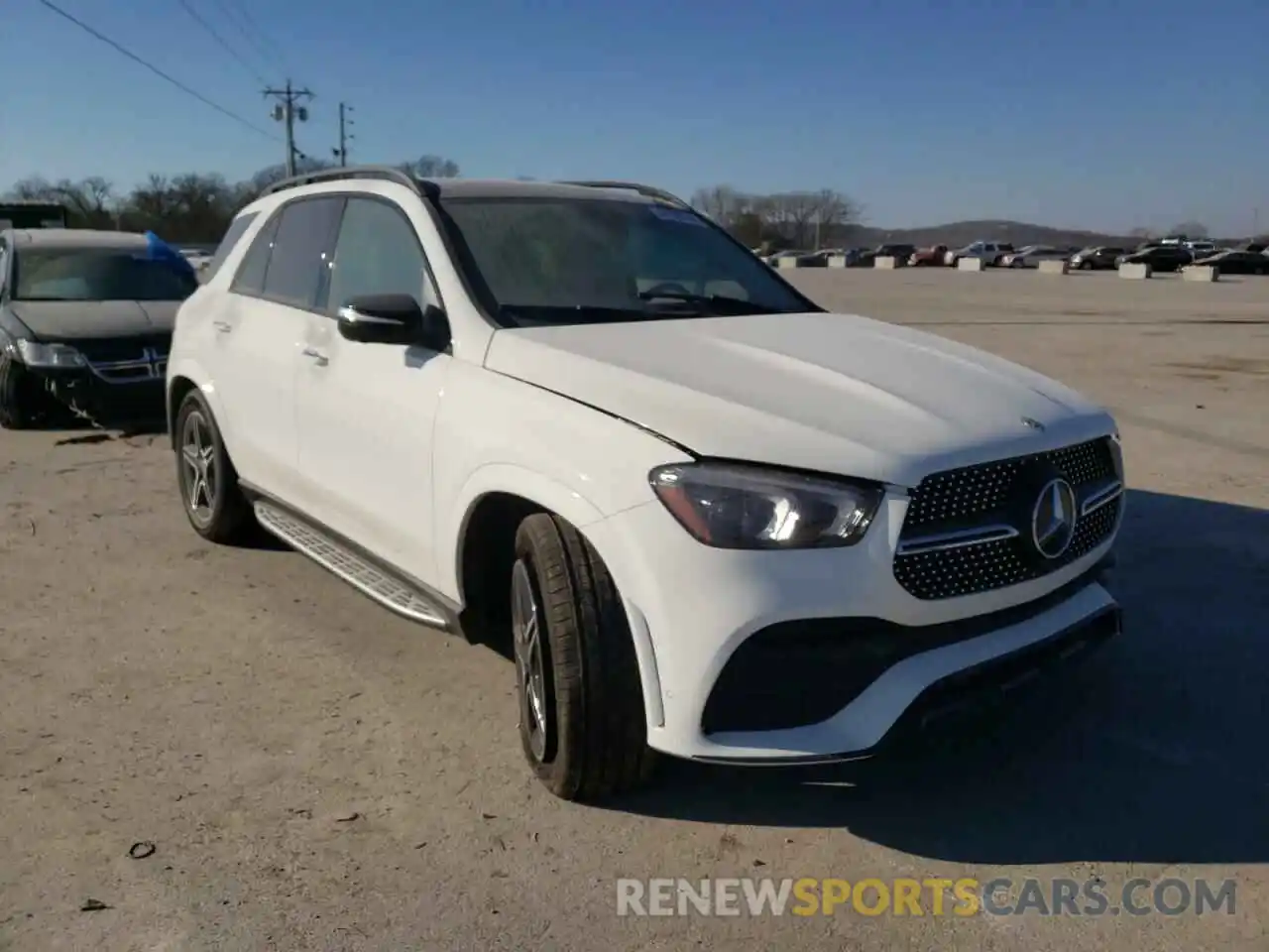 1 Photograph of a damaged car 4JGFB5KB3NA652589 MERCEDES-BENZ GL-CLASS 2022