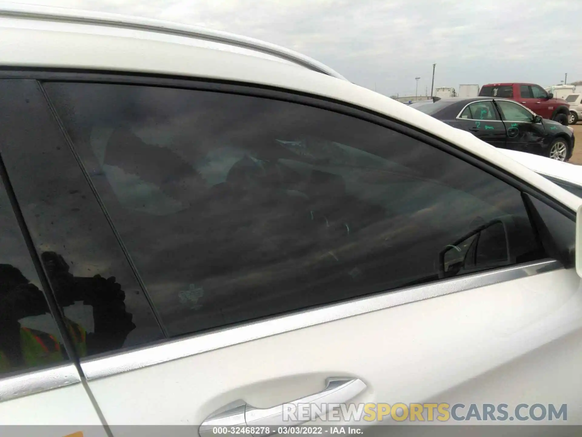 5 Photograph of a damaged car WDCTG4EB0KU002766 MERCEDES-BENZ GLA 2019