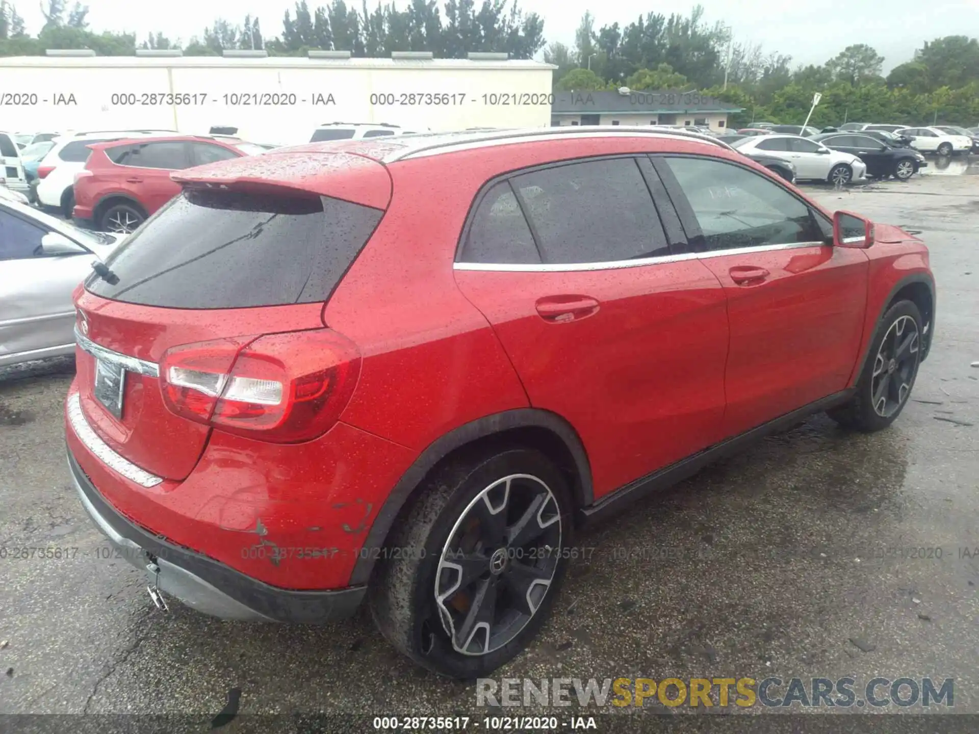 4 Photograph of a damaged car WDCTG4EB0KU005571 MERCEDES-BENZ GLA 2019