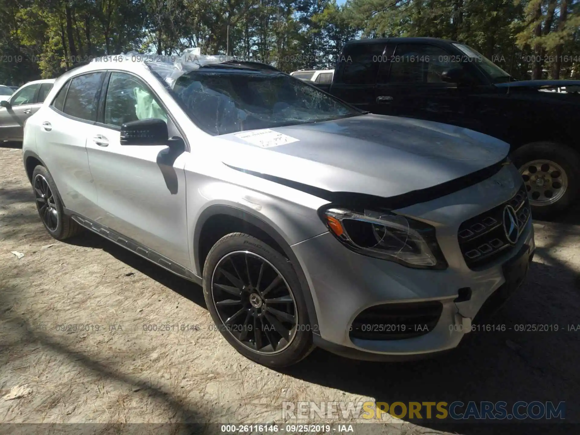 1 Photograph of a damaged car WDCTG4EB0KU010222 MERCEDES-BENZ GLA 2019