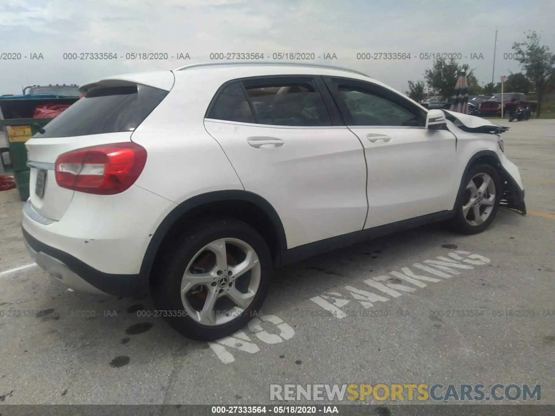 4 Фотография поврежденного автомобиля WDCTG4EB0KU013959 MERCEDES-BENZ GLA 2019