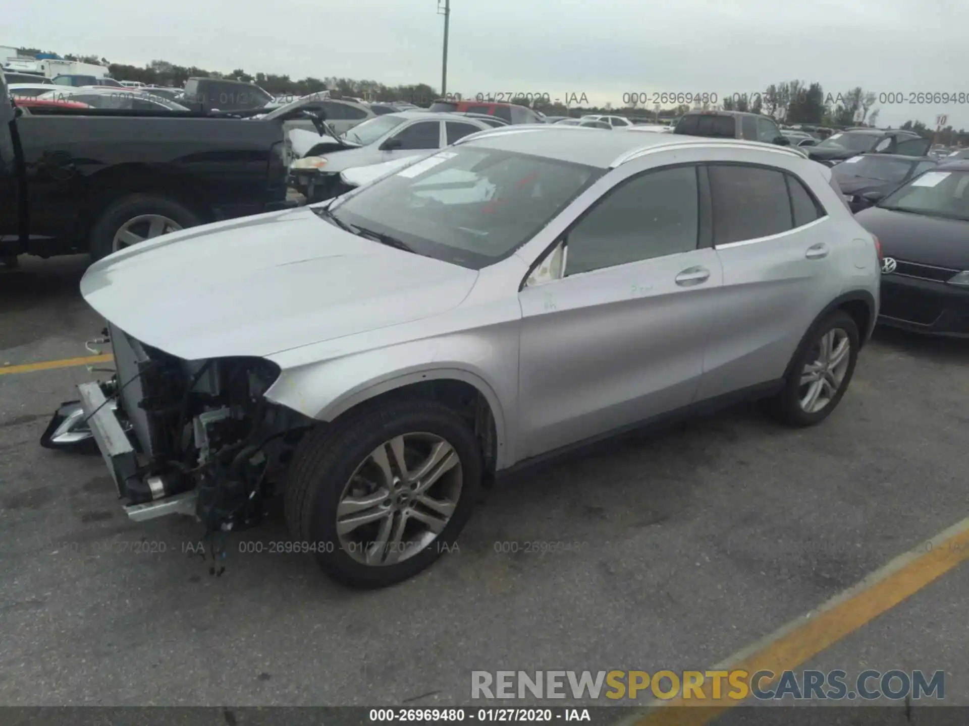 2 Photograph of a damaged car WDCTG4EB0KU014044 MERCEDES-BENZ GLA 2019