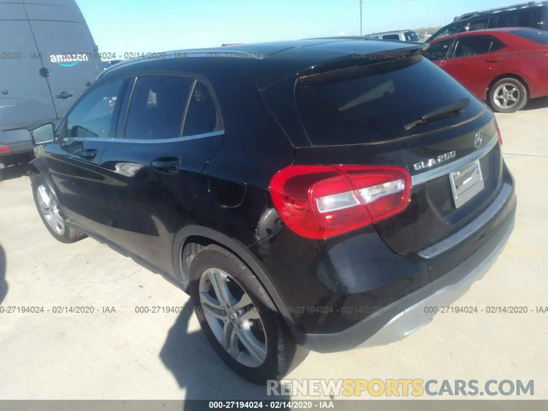 3 Photograph of a damaged car WDCTG4EB0KU015243 MERCEDES-BENZ GLA 2019