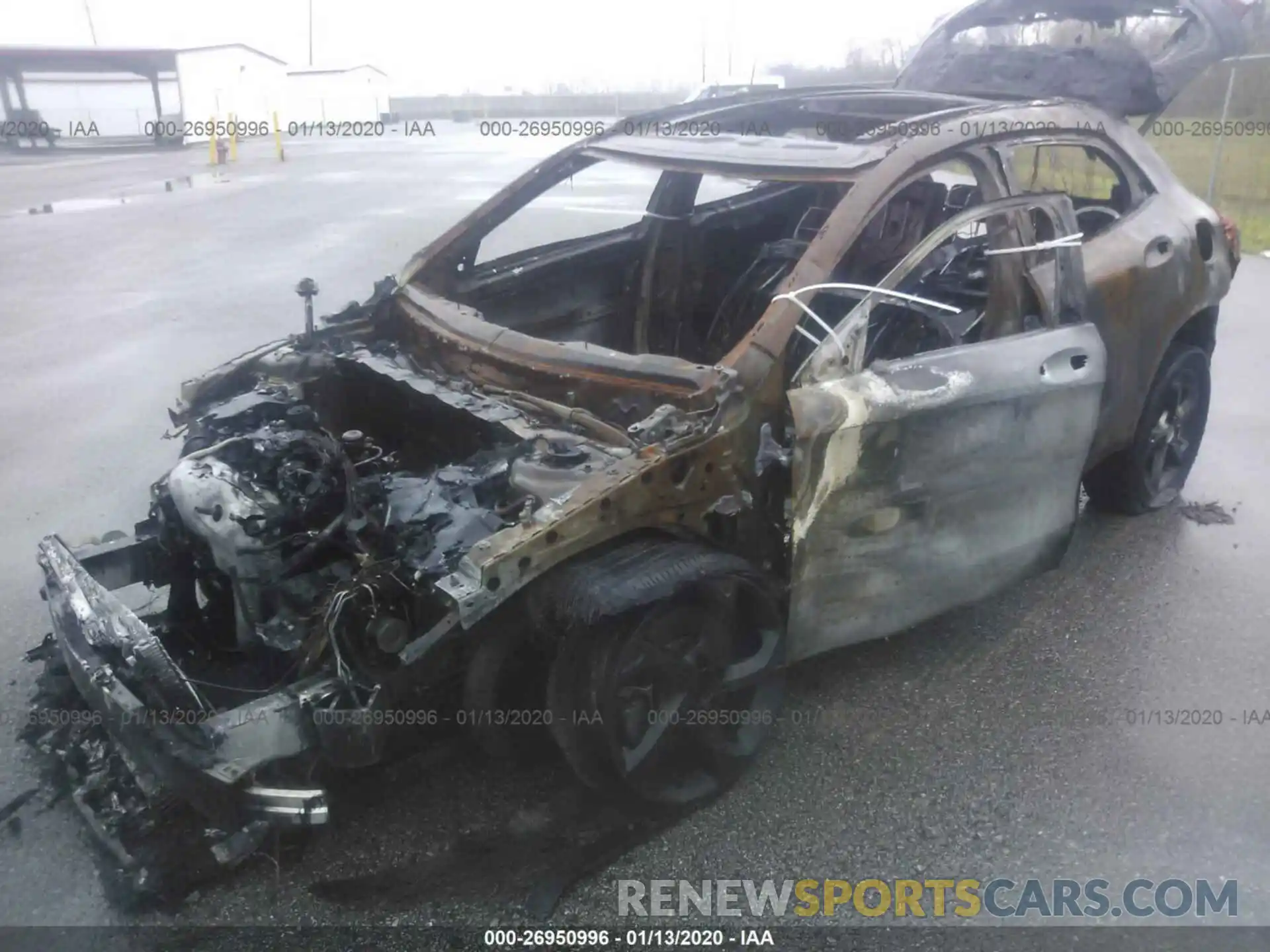 2 Photograph of a damaged car WDCTG4EB1KJ550907 MERCEDES-BENZ GLA 2019