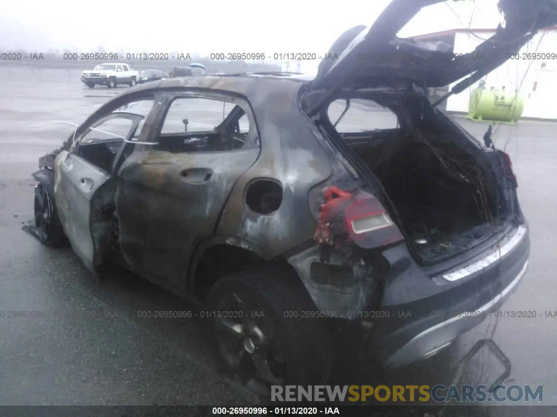 3 Photograph of a damaged car WDCTG4EB1KJ550907 MERCEDES-BENZ GLA 2019