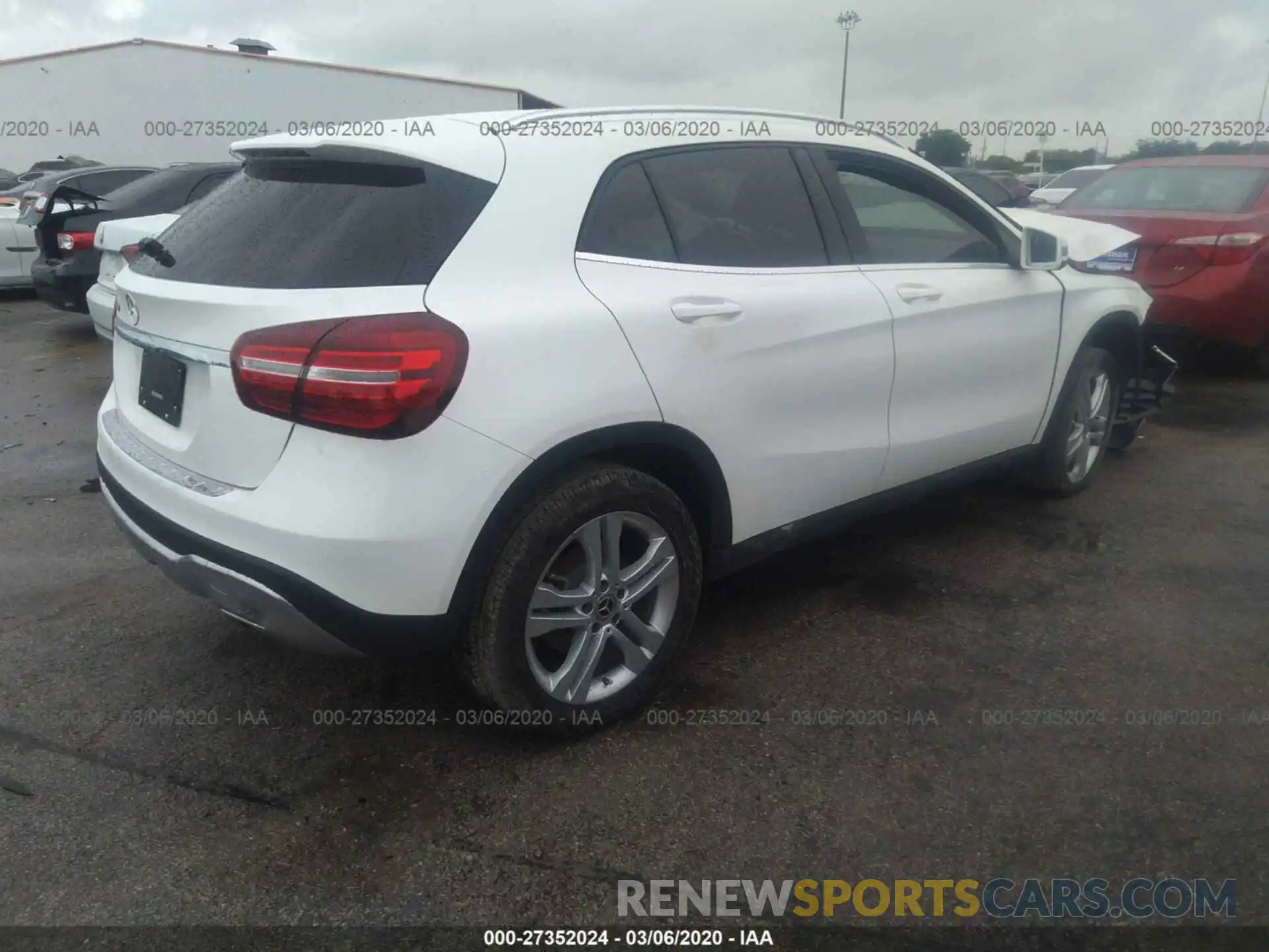 4 Фотография поврежденного автомобиля WDCTG4EB1KU000394 MERCEDES-BENZ GLA 2019