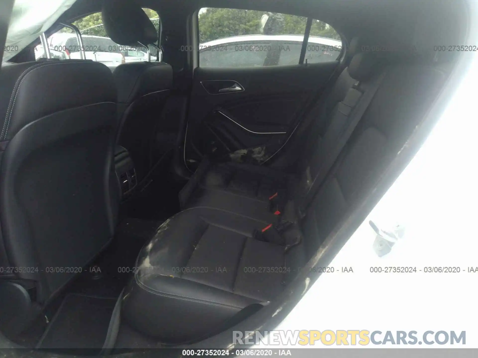 8 Photograph of a damaged car WDCTG4EB1KU000394 MERCEDES-BENZ GLA 2019