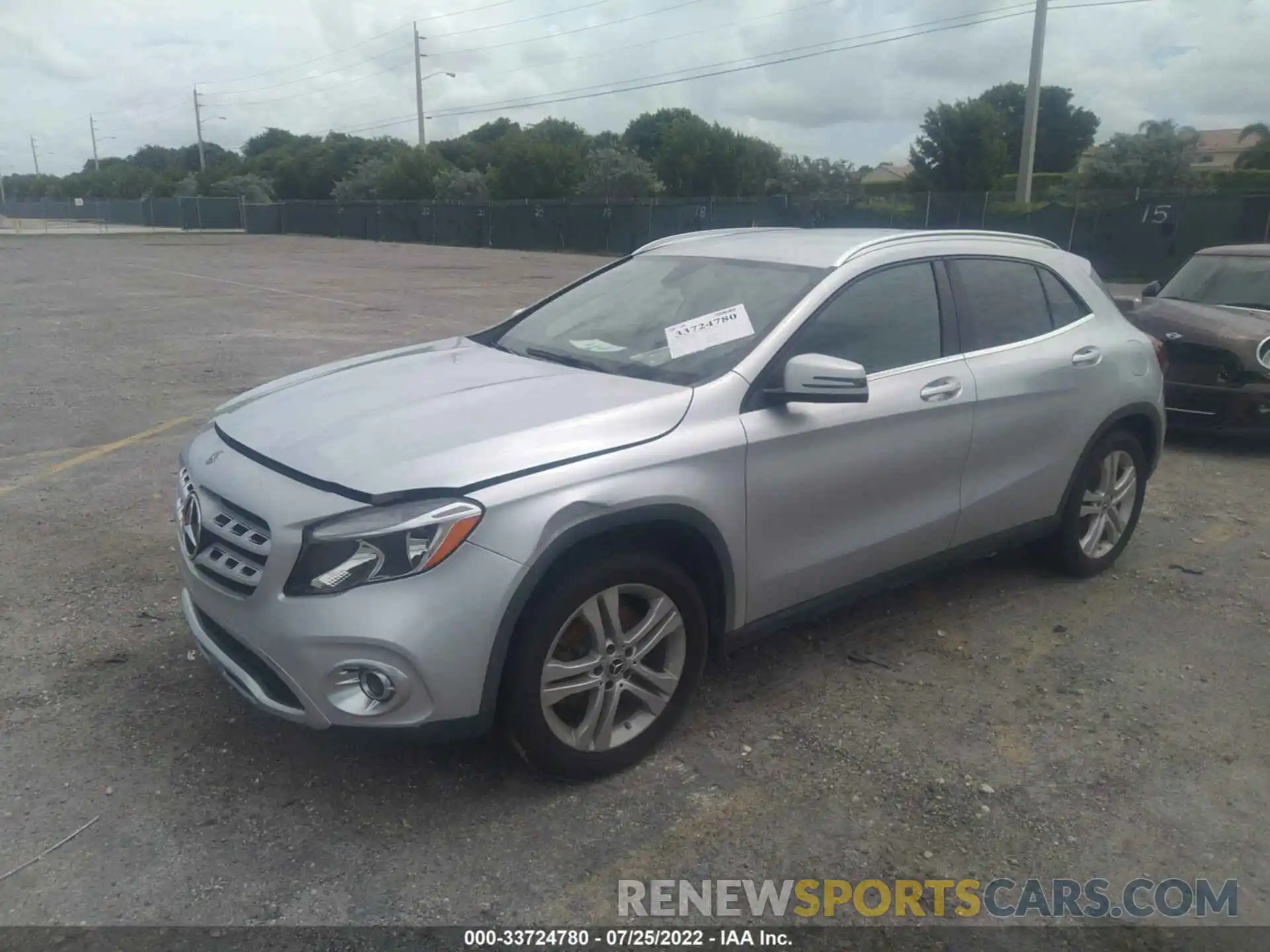 2 Photograph of a damaged car WDCTG4EB1KU009242 MERCEDES-BENZ GLA 2019