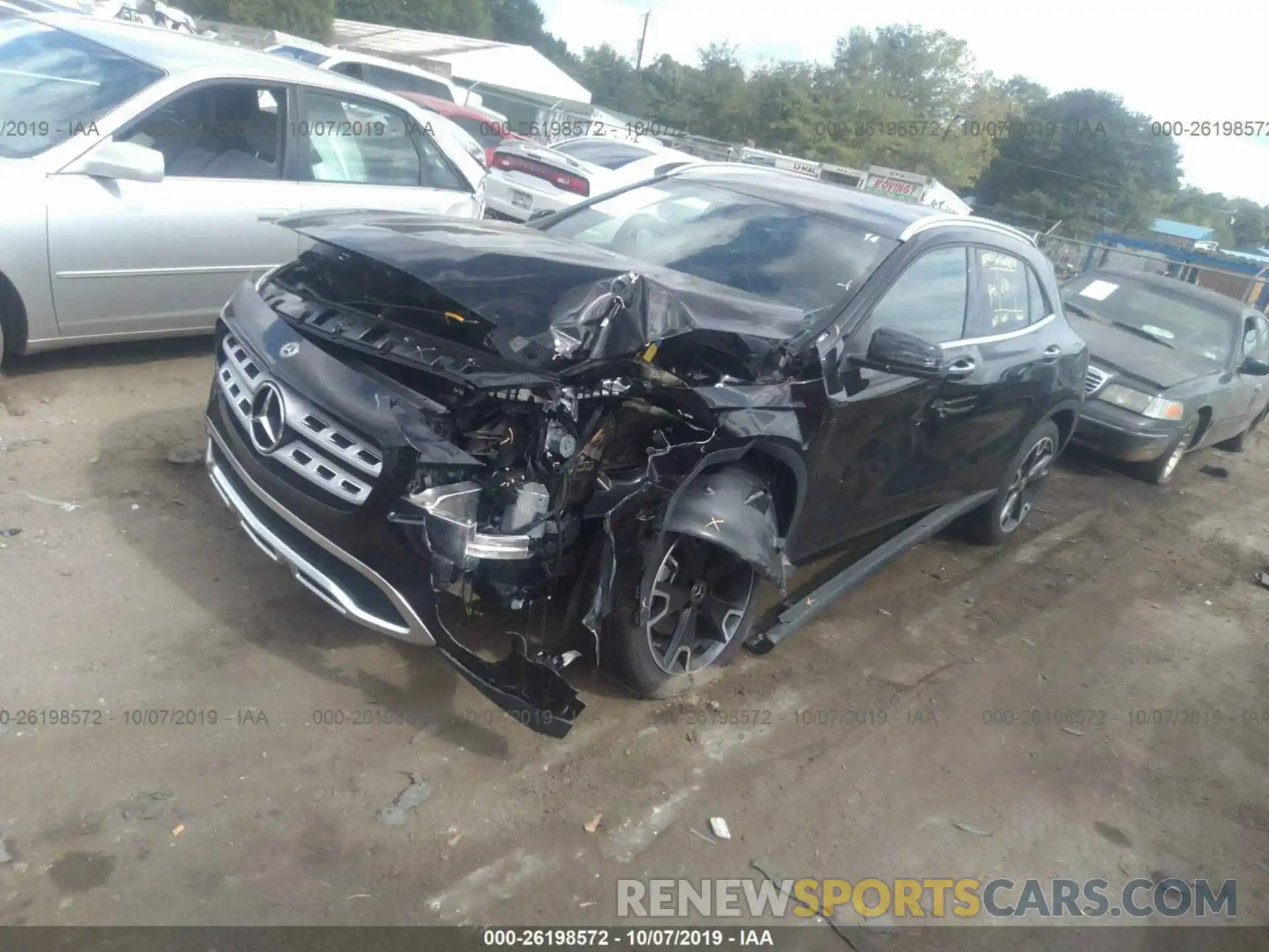 2 Photograph of a damaged car WDCTG4EB1KU013582 MERCEDES-BENZ GLA 2019