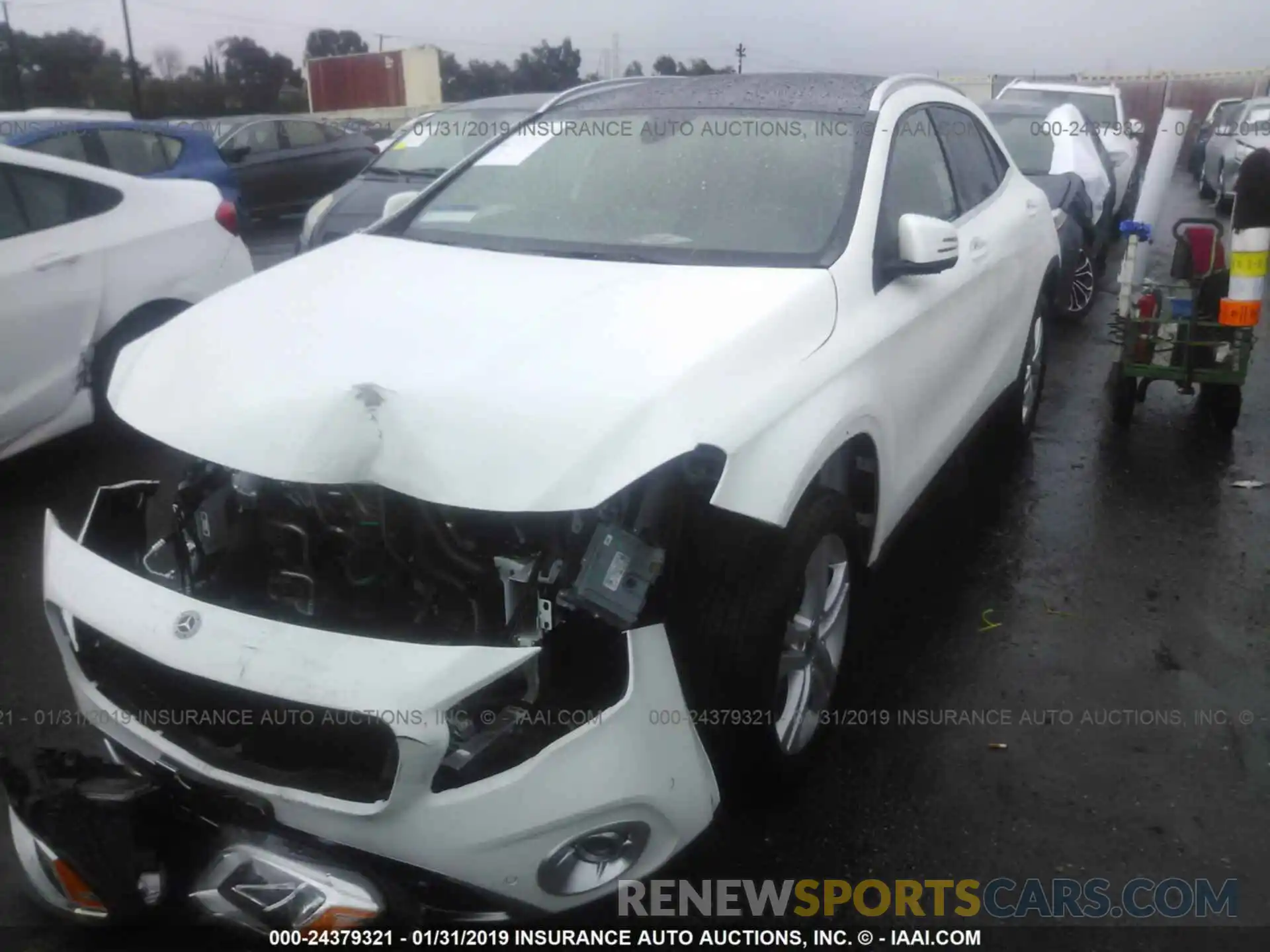 2 Photograph of a damaged car WDCTG4EB2KU002073 MERCEDES-BENZ GLA 2019