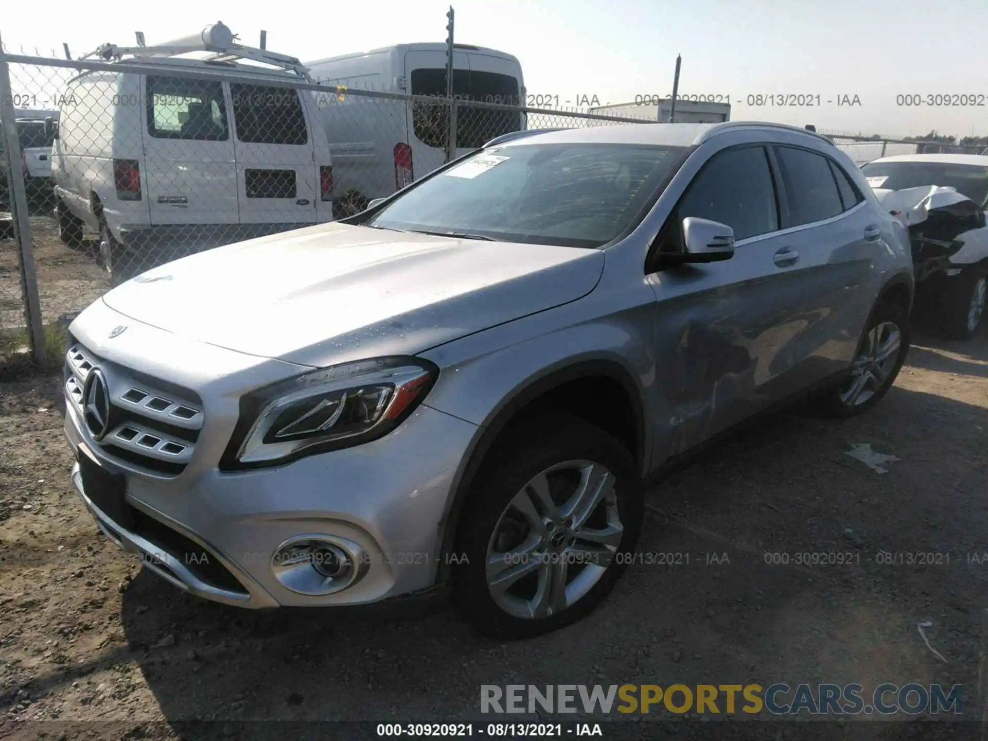 2 Photograph of a damaged car WDCTG4EB2KU003885 MERCEDES-BENZ GLA 2019