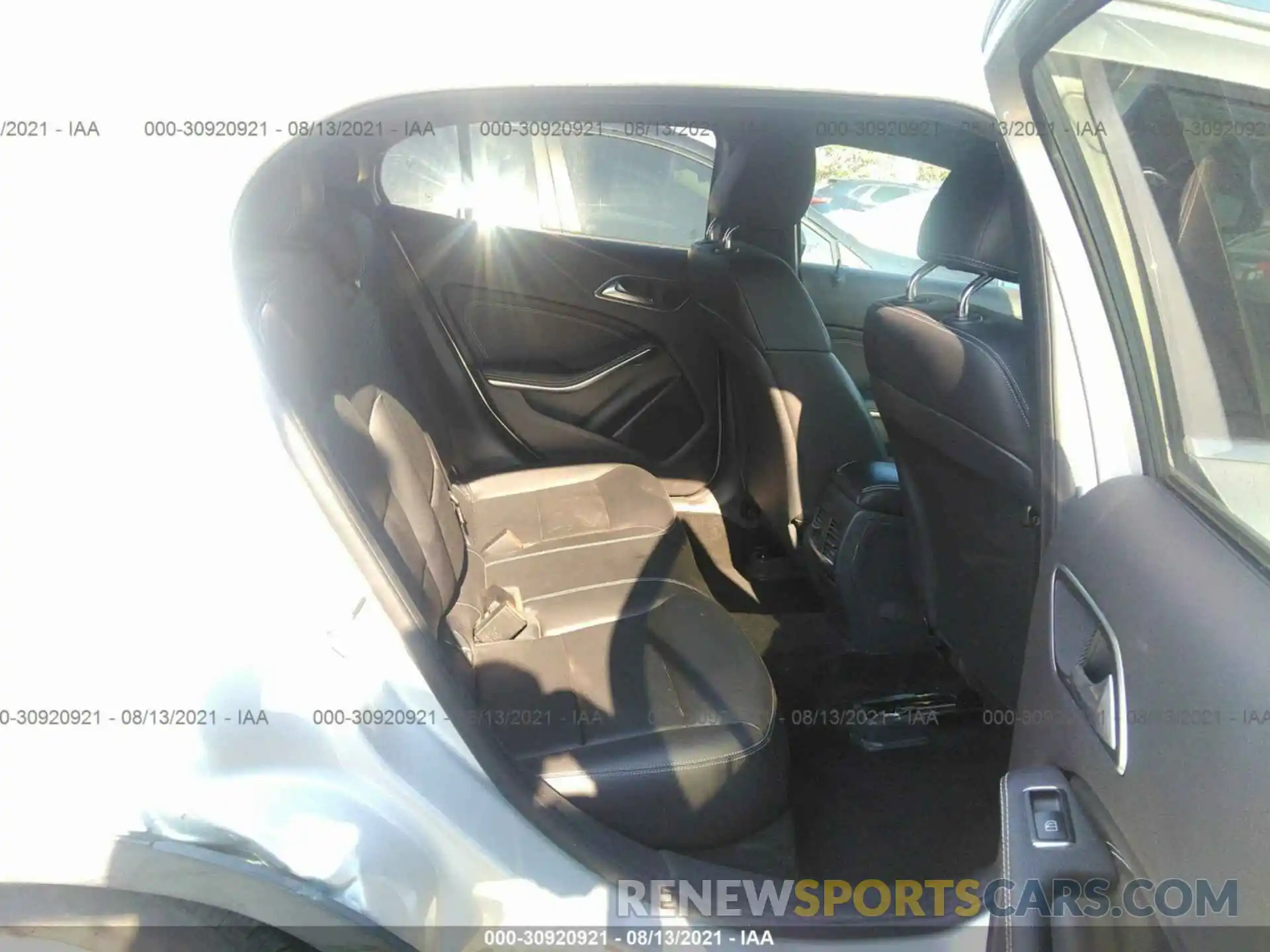 8 Photograph of a damaged car WDCTG4EB2KU003885 MERCEDES-BENZ GLA 2019