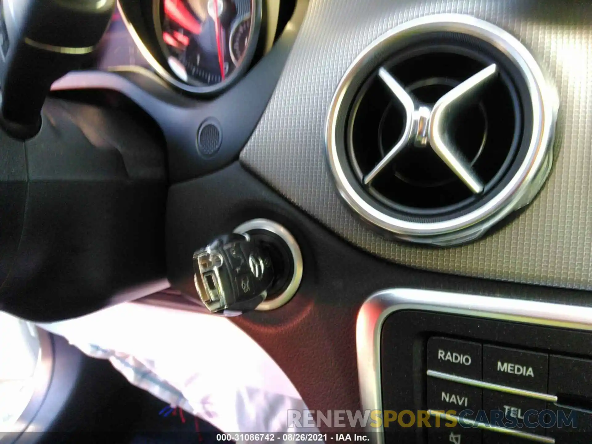 11 Photograph of a damaged car WDCTG4EB2KU004504 MERCEDES-BENZ GLA 2019