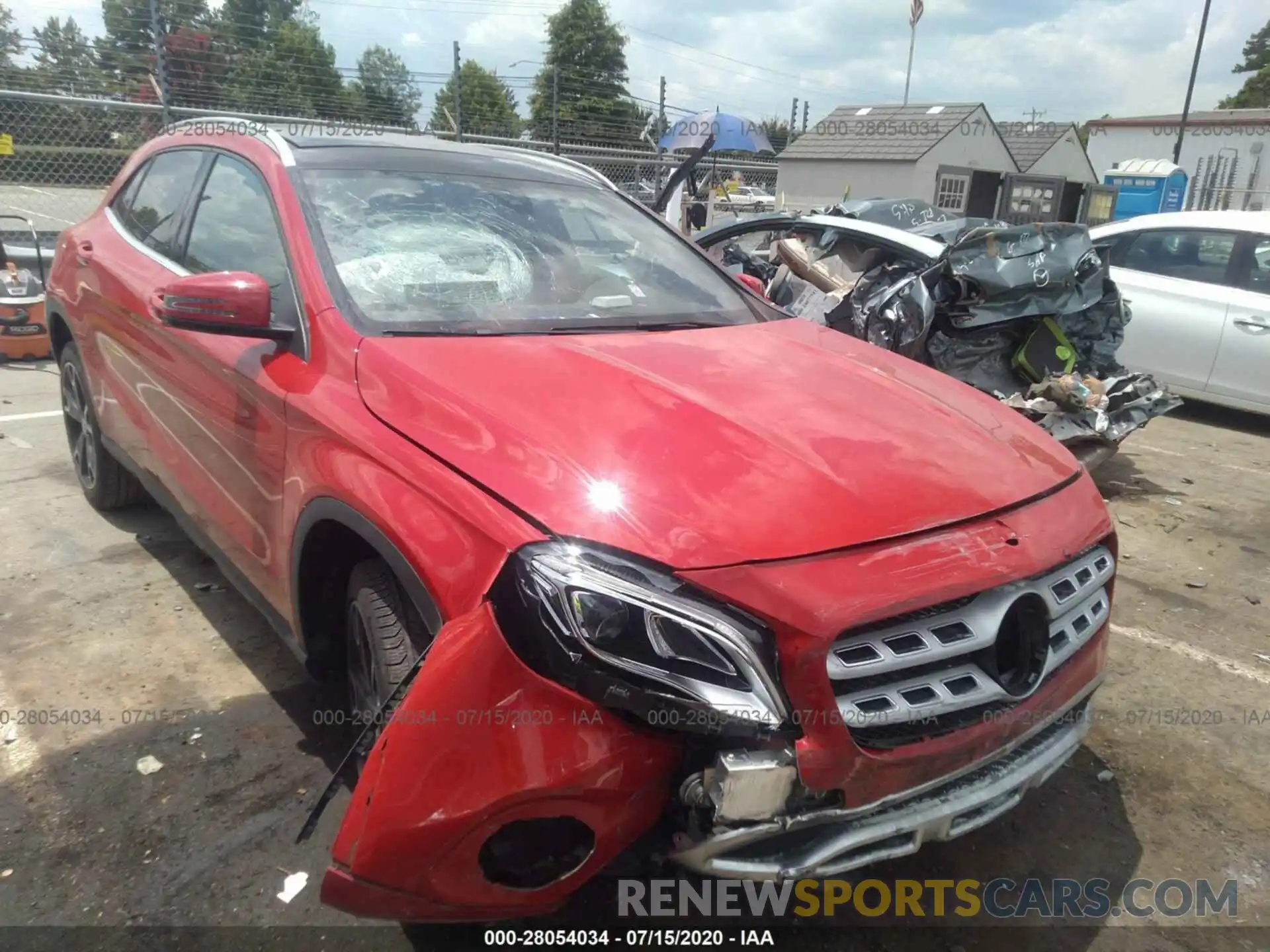 1 Photograph of a damaged car WDCTG4EB2KU005801 MERCEDES-BENZ GLA 2019