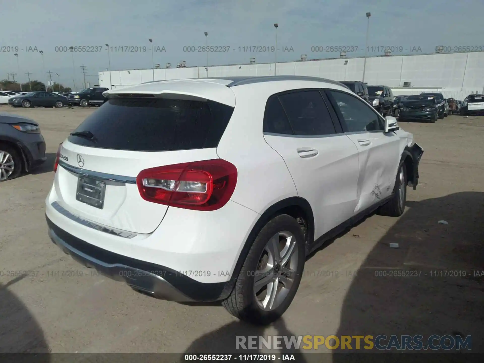 4 Photograph of a damaged car WDCTG4EB2KU009704 MERCEDES-BENZ GLA 2019