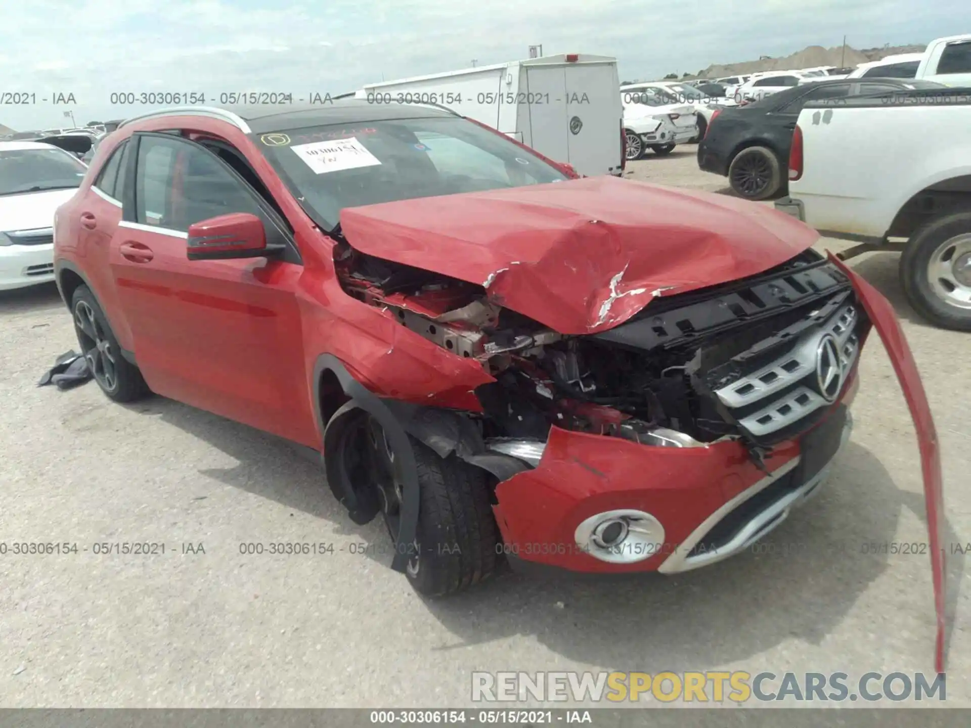 1 Photograph of a damaged car WDCTG4EB2KU020721 MERCEDES-BENZ GLA 2019