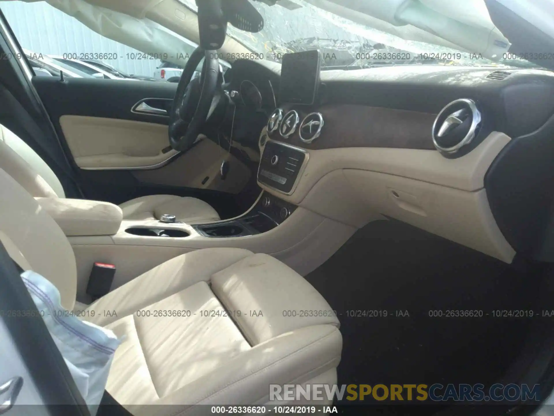 5 Фотография поврежденного автомобиля WDCTG4EB3KJ553226 MERCEDES-BENZ GLA 2019