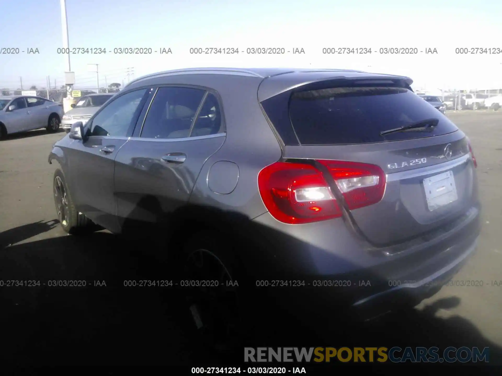 3 Photograph of a damaged car WDCTG4EB3KJ600285 MERCEDES-BENZ GLA 2019