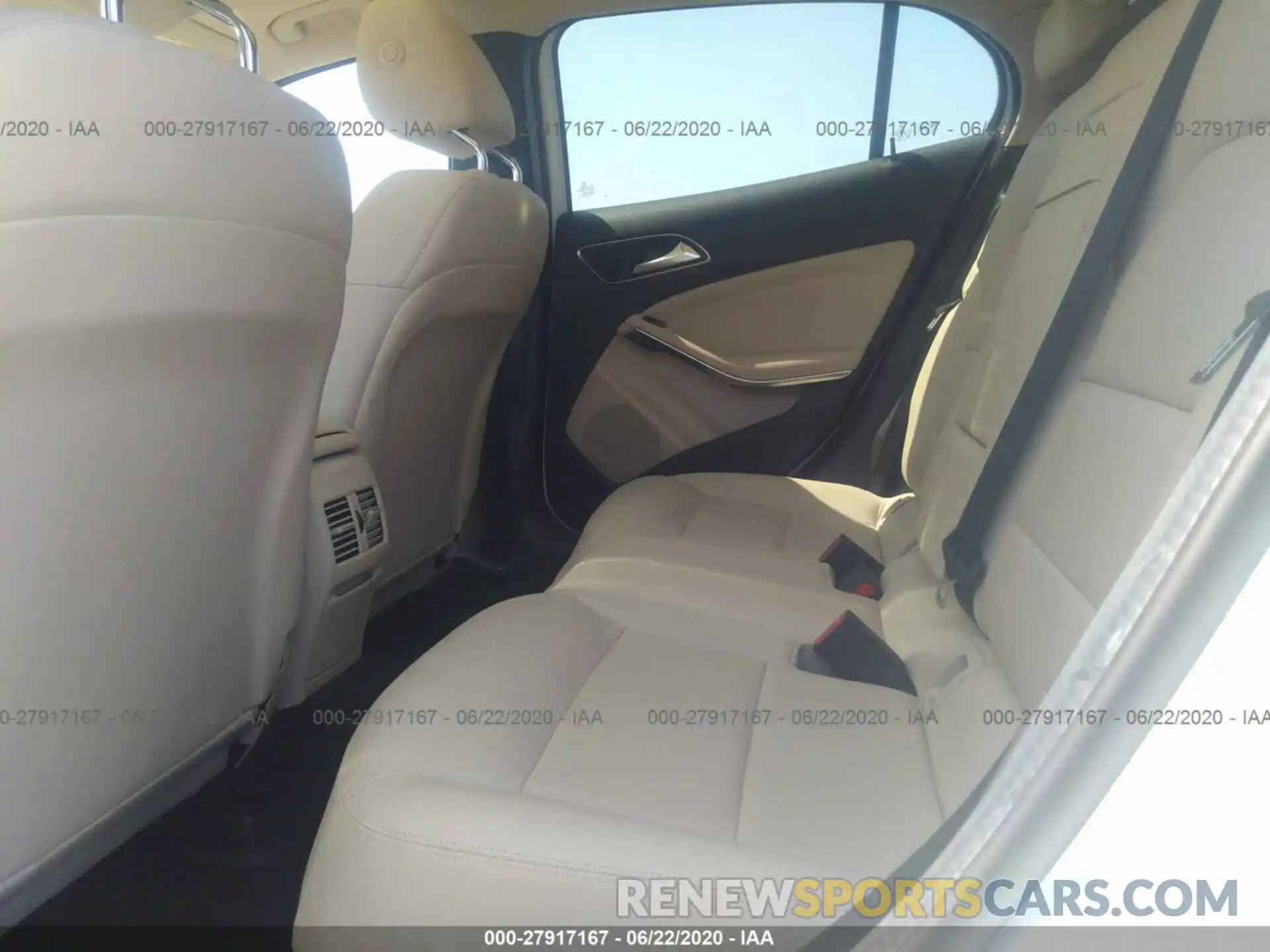 8 Photograph of a damaged car WDCTG4EB3KU002826 MERCEDES-BENZ GLA 2019