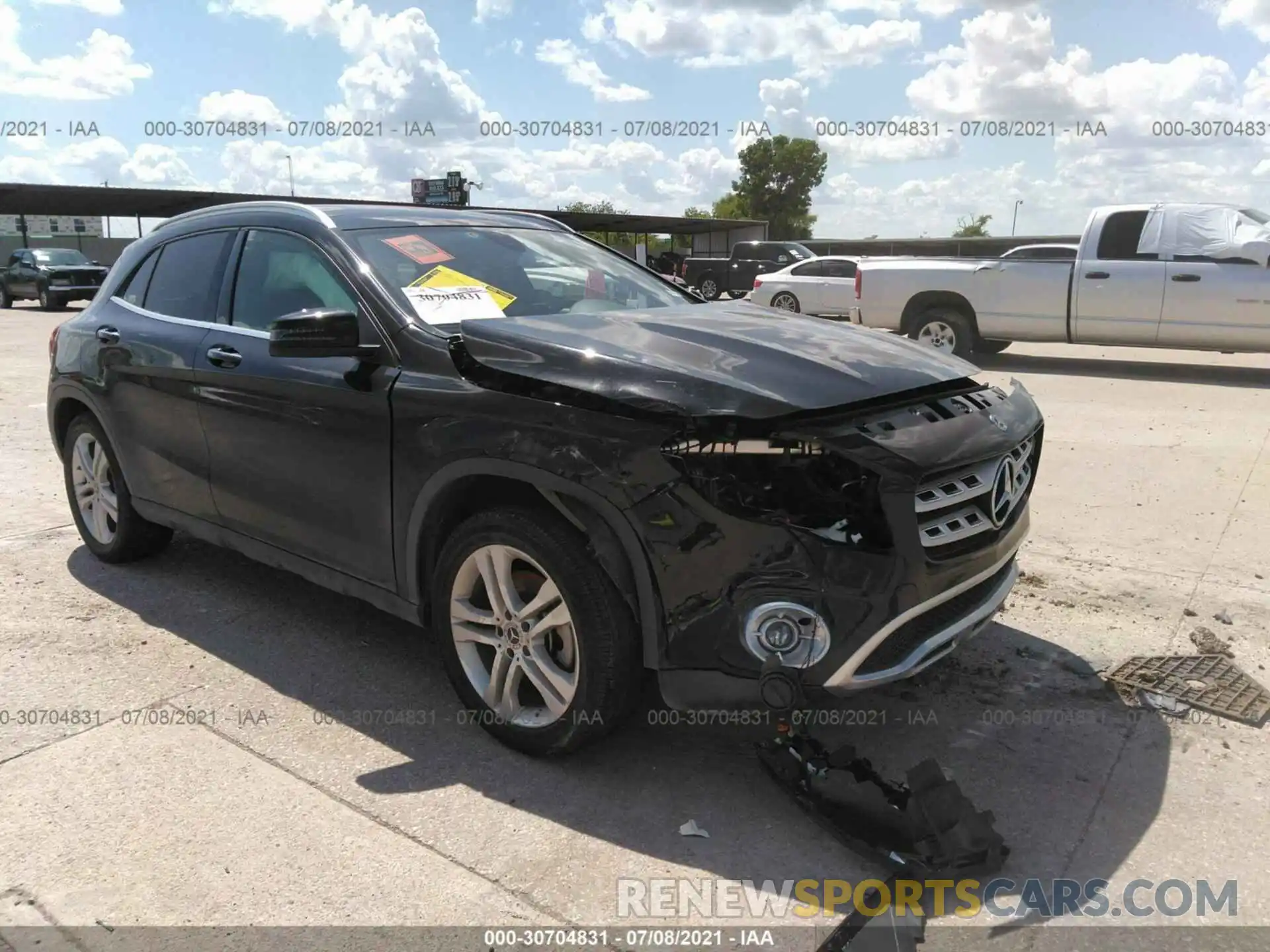 1 Photograph of a damaged car WDCTG4EB3KU011591 MERCEDES-BENZ GLA 2019