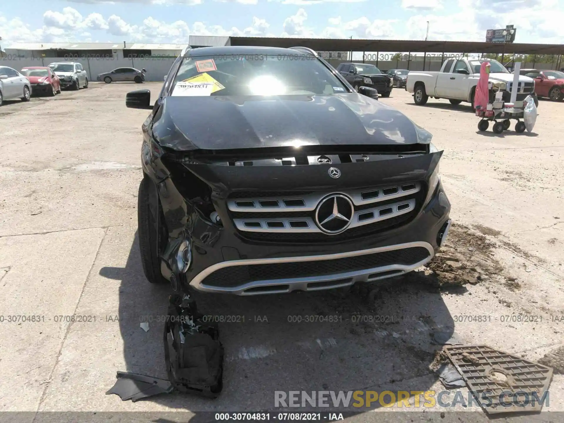 6 Photograph of a damaged car WDCTG4EB3KU011591 MERCEDES-BENZ GLA 2019