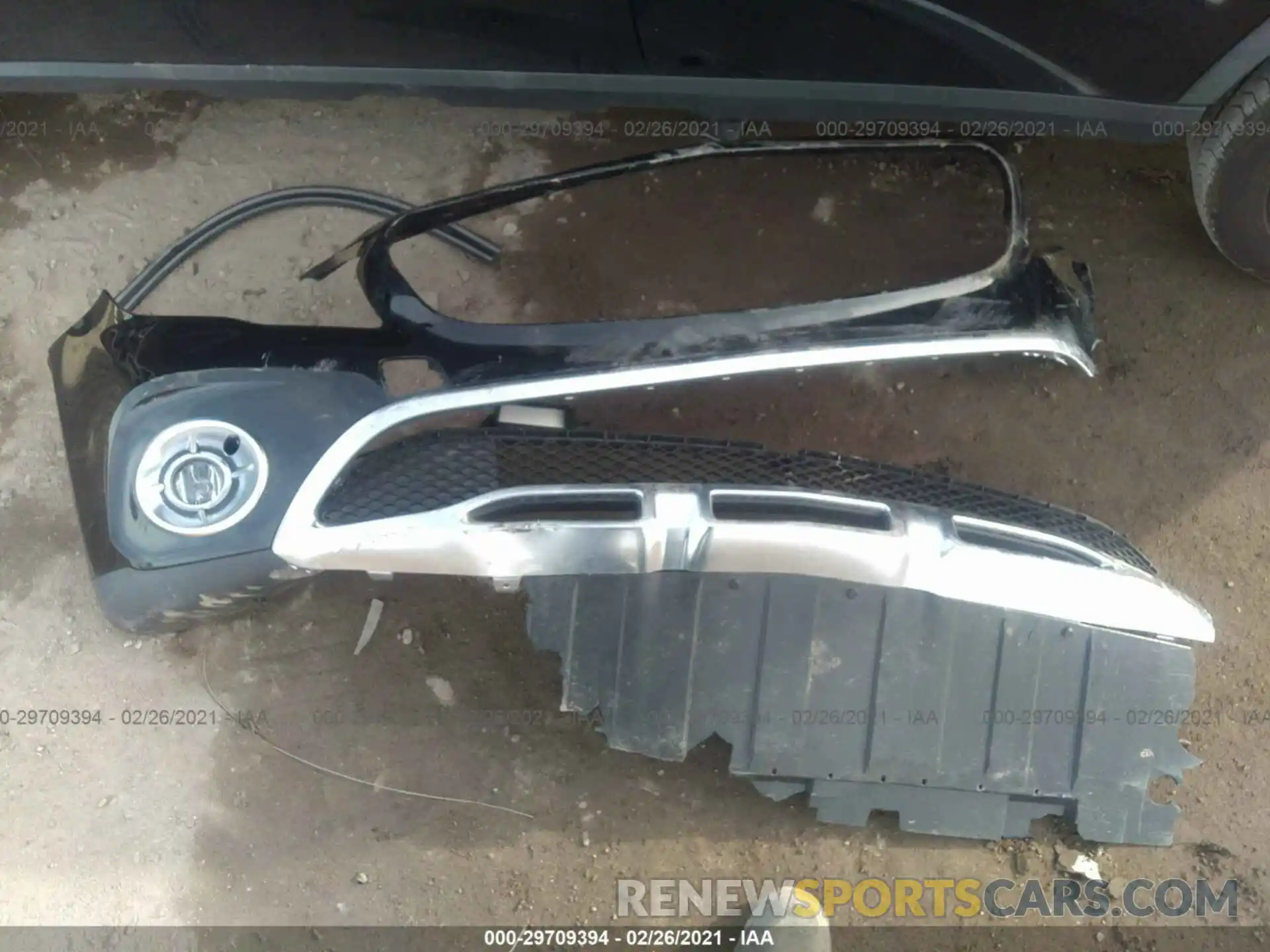 12 Photograph of a damaged car WDCTG4EB3KU018248 MERCEDES-BENZ GLA 2019