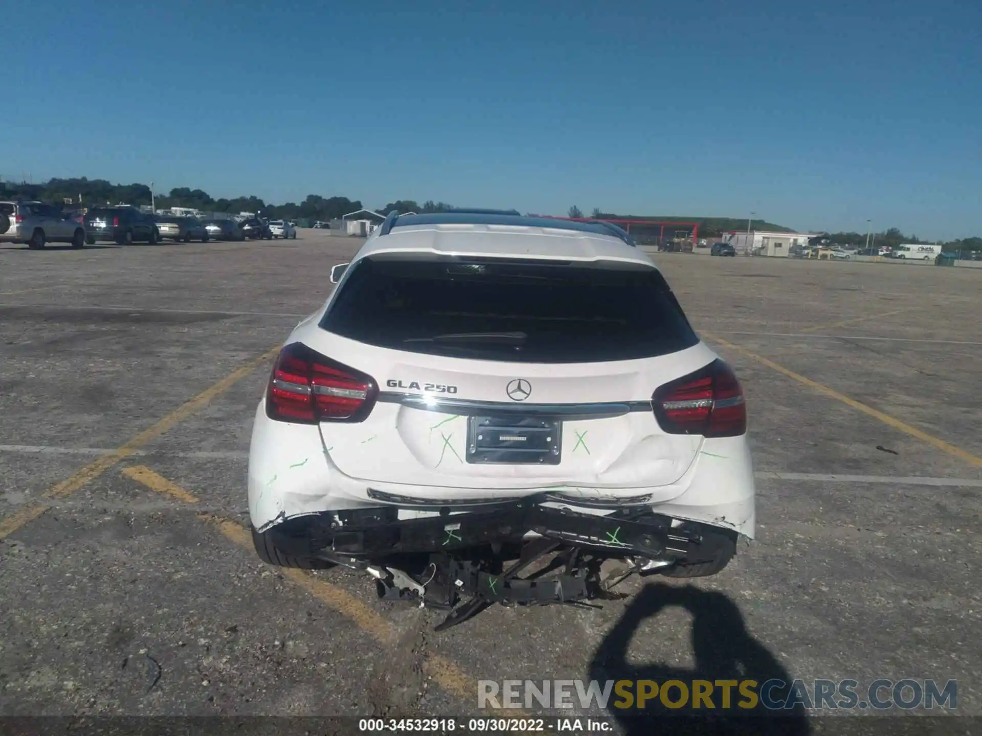 6 Photograph of a damaged car WDCTG4EB3KU019464 MERCEDES-BENZ GLA 2019