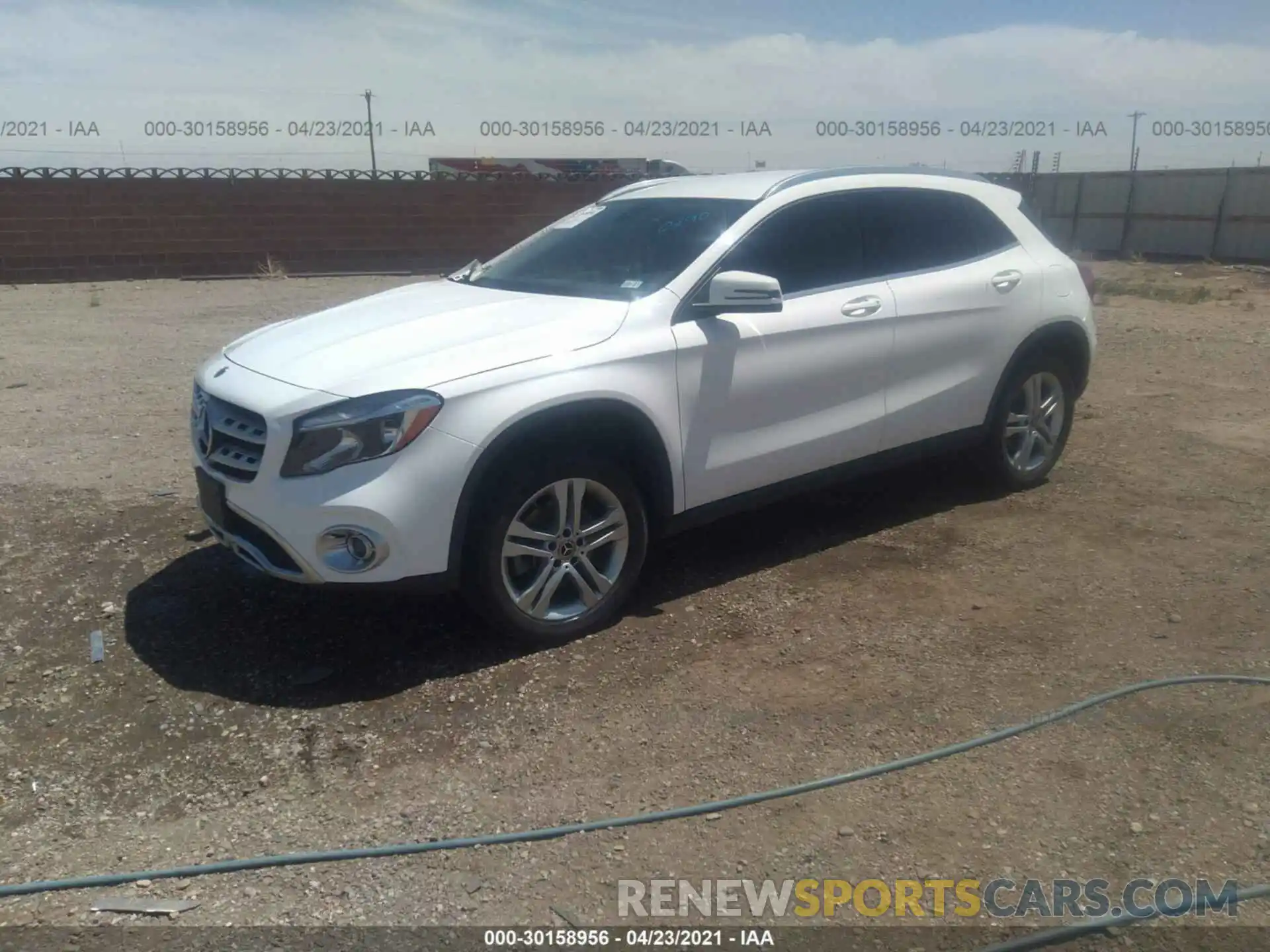 2 Photograph of a damaged car WDCTG4EB4KU000390 MERCEDES-BENZ GLA 2019