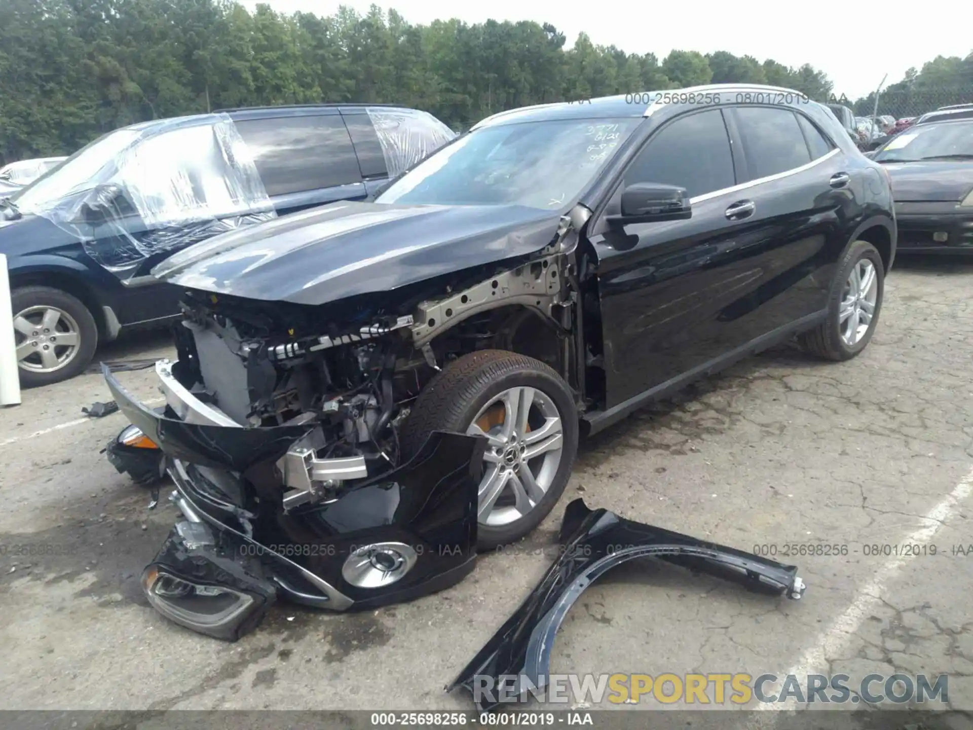 2 Фотография поврежденного автомобиля WDCTG4EB4KU013771 MERCEDES-BENZ GLA 2019