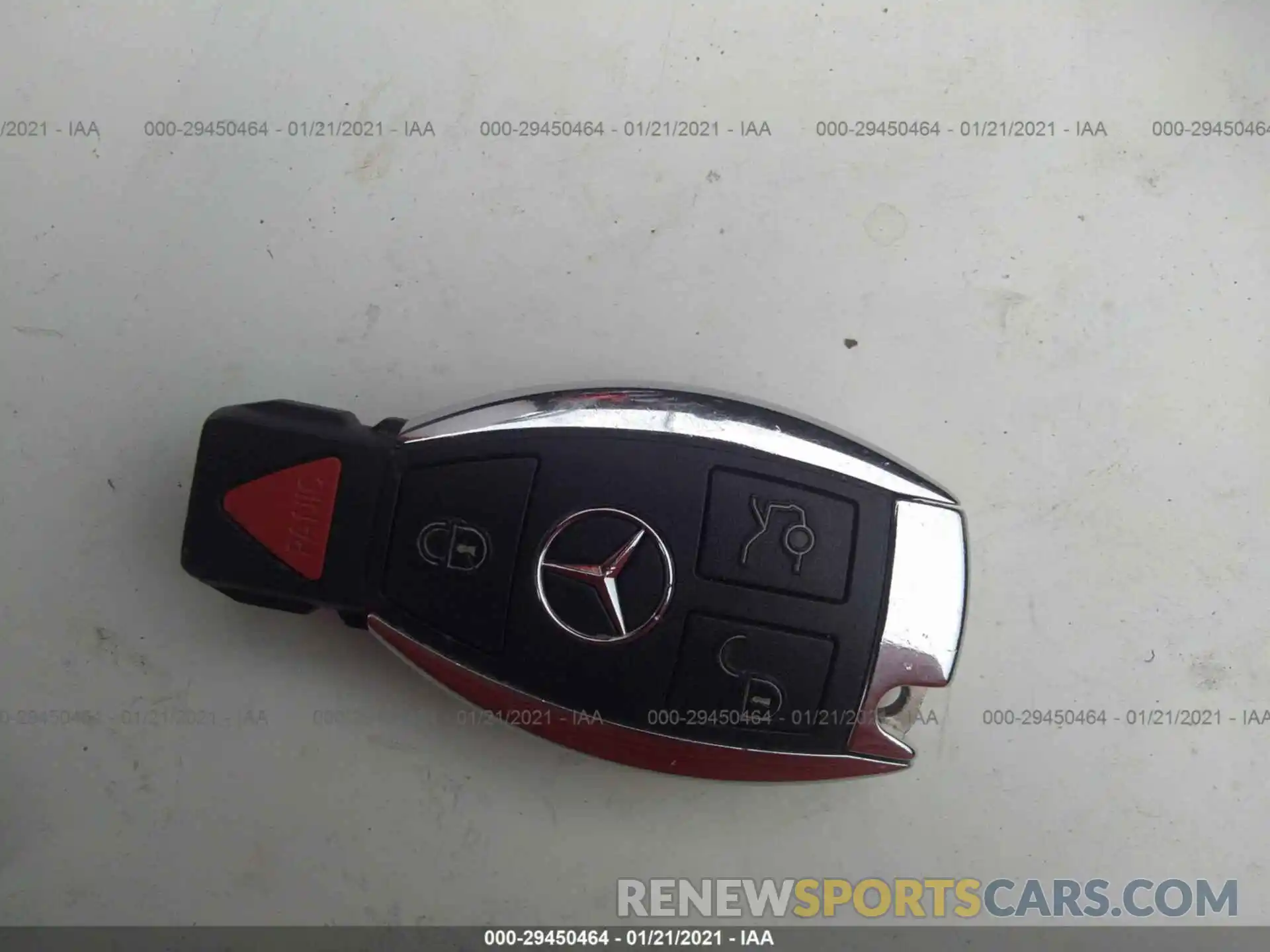 11 Фотография поврежденного автомобиля WDCTG4EB5KJ575048 MERCEDES-BENZ GLA 2019