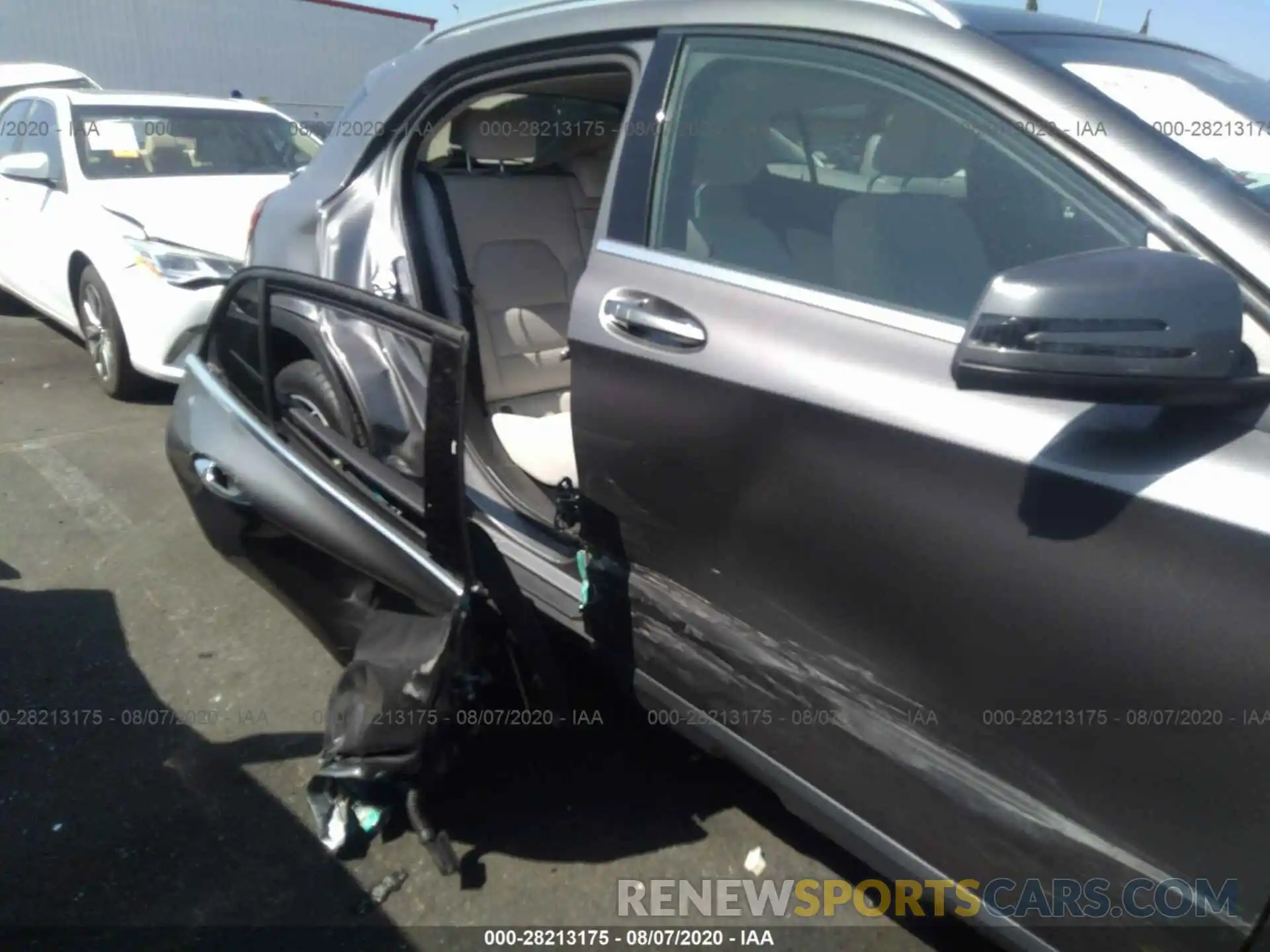 6 Photograph of a damaged car WDCTG4EB5KJ595610 MERCEDES-BENZ GLA 2019