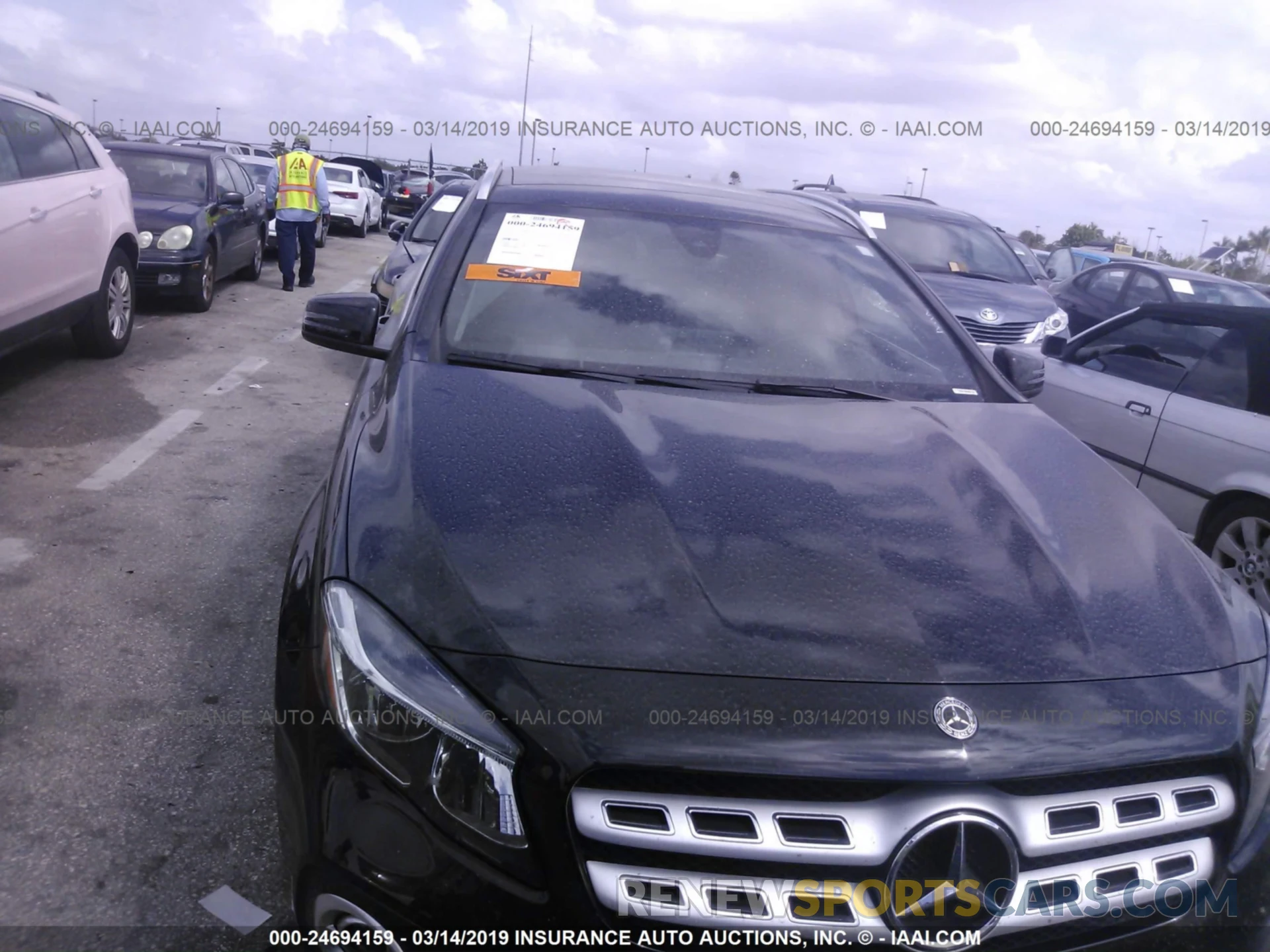 6 Photograph of a damaged car WDCTG4EB6KJ548389 MERCEDES-BENZ GLA 2019