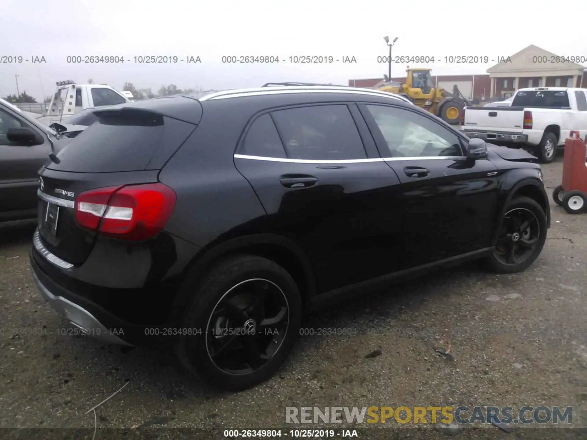 4 Photograph of a damaged car WDCTG4EB6KJ550269 MERCEDES-BENZ GLA 2019