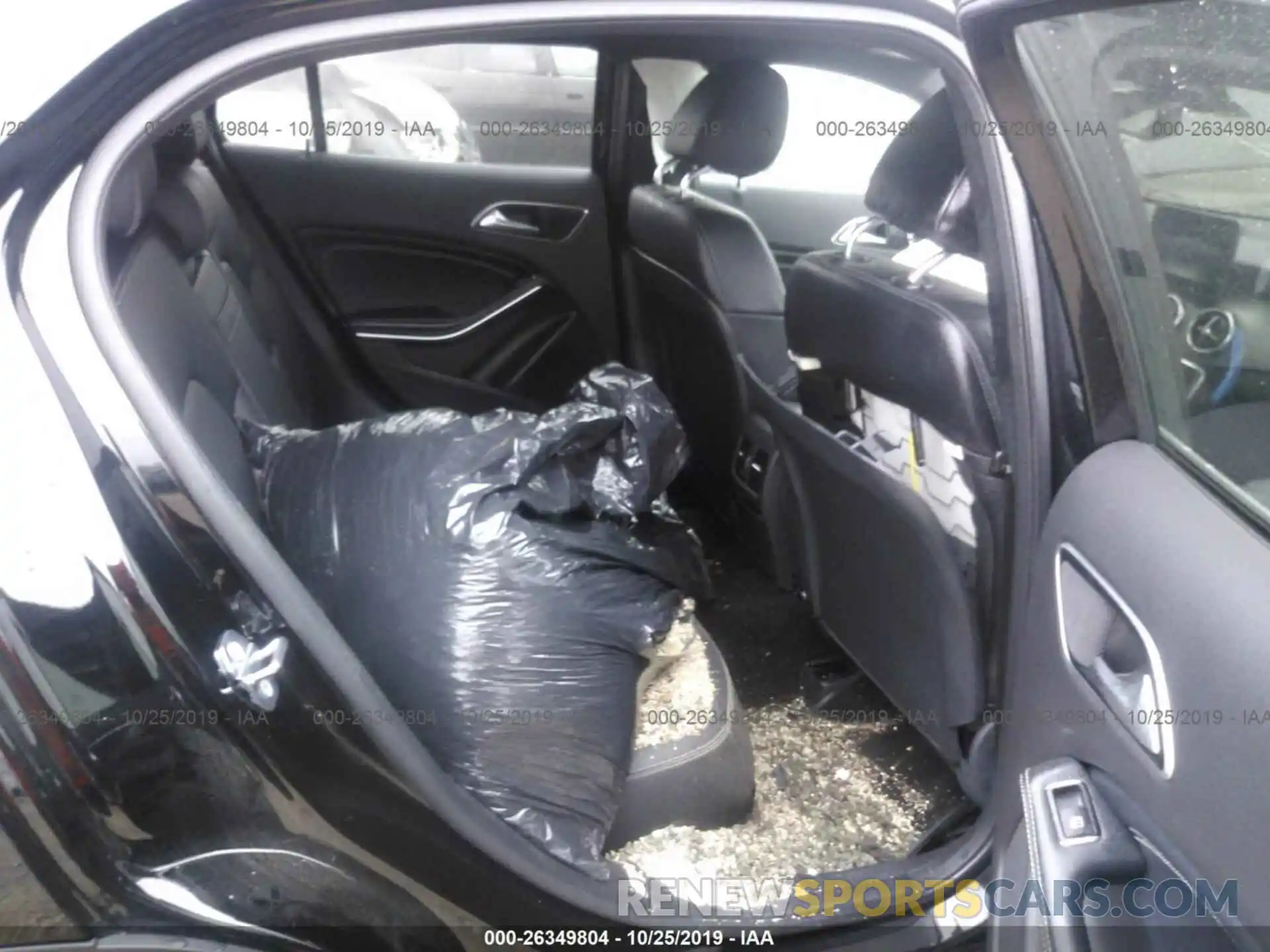 8 Photograph of a damaged car WDCTG4EB6KJ550269 MERCEDES-BENZ GLA 2019