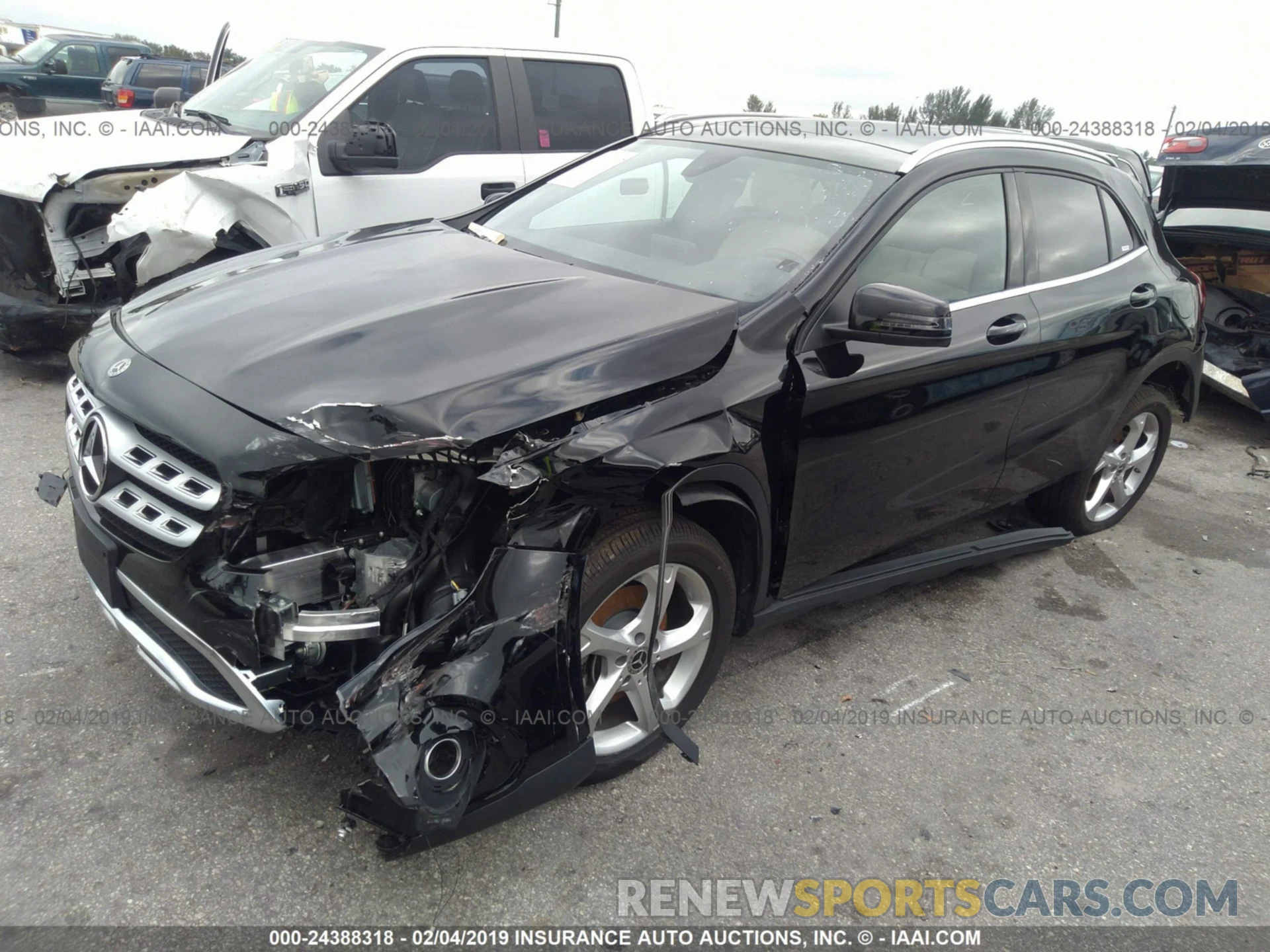 2 Photograph of a damaged car WDCTG4EB6KJ553107 MERCEDES-BENZ GLA 2019