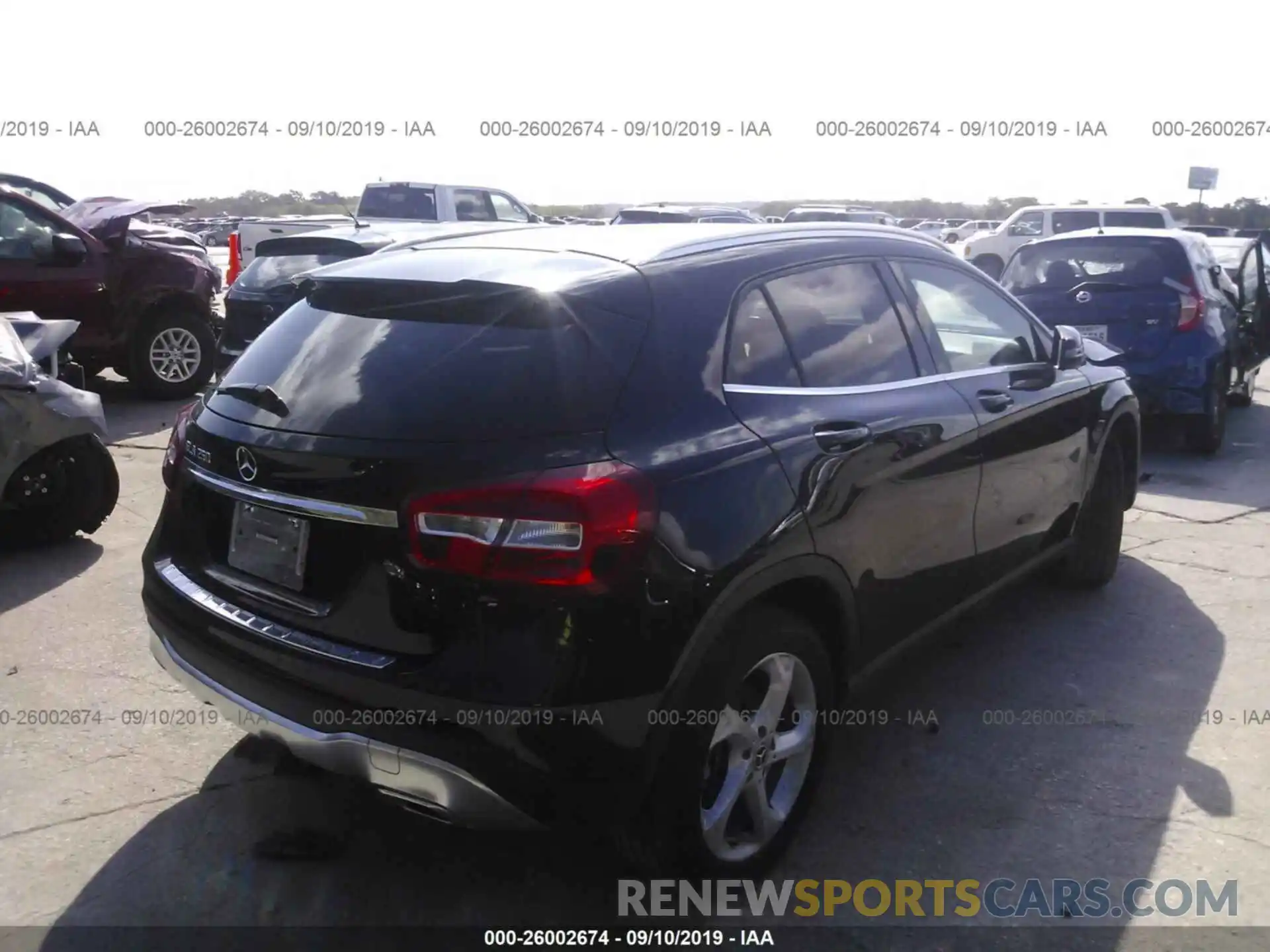 4 Photograph of a damaged car WDCTG4EB6KJ574832 MERCEDES-BENZ GLA 2019